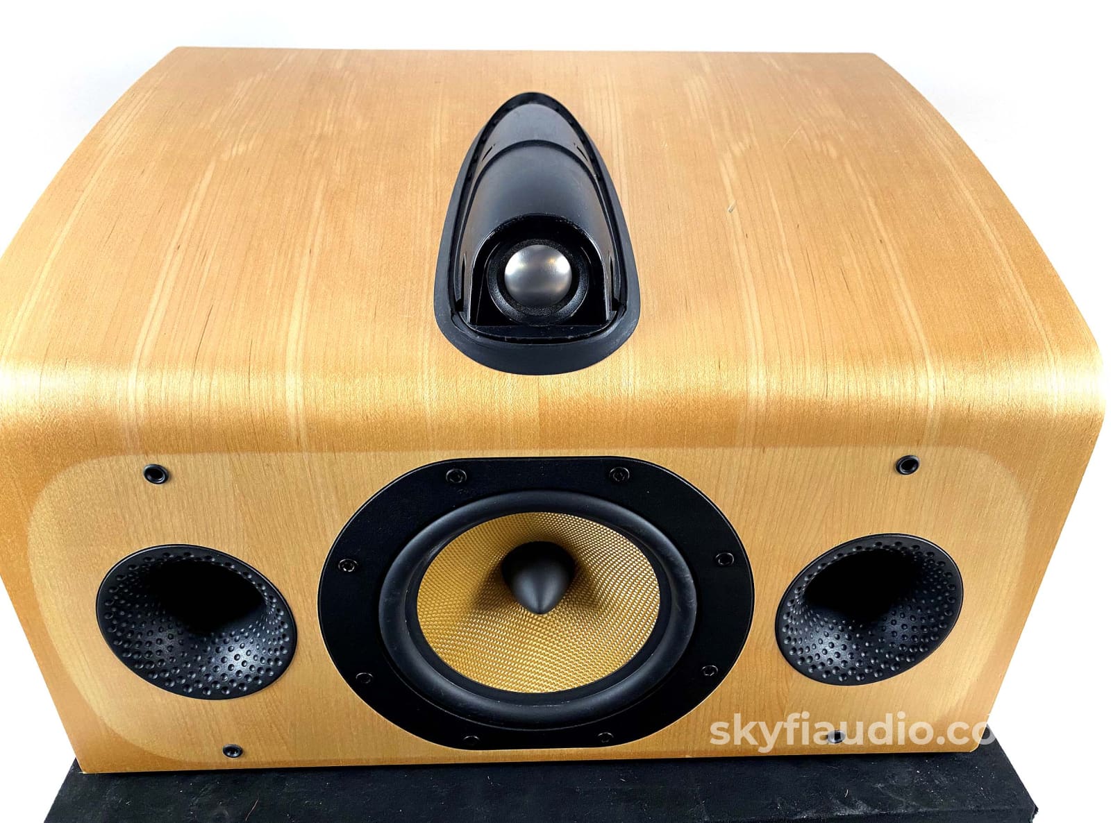 B&W (Bowers & Wilkins) Htm7 Center Channel Speaker Speakers