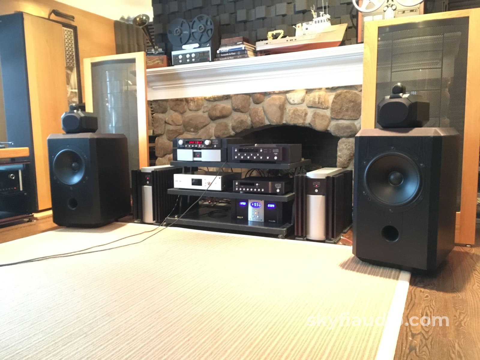 B&W (Bowers & Wilkins) Matrix 801 Series 2 Speakers