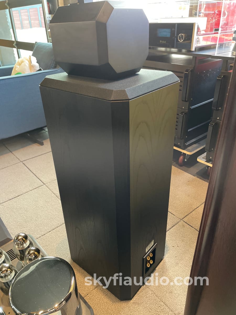B&W (Bowers & Wilkins) Matrix 802 Series 3 Speakers - Survivors