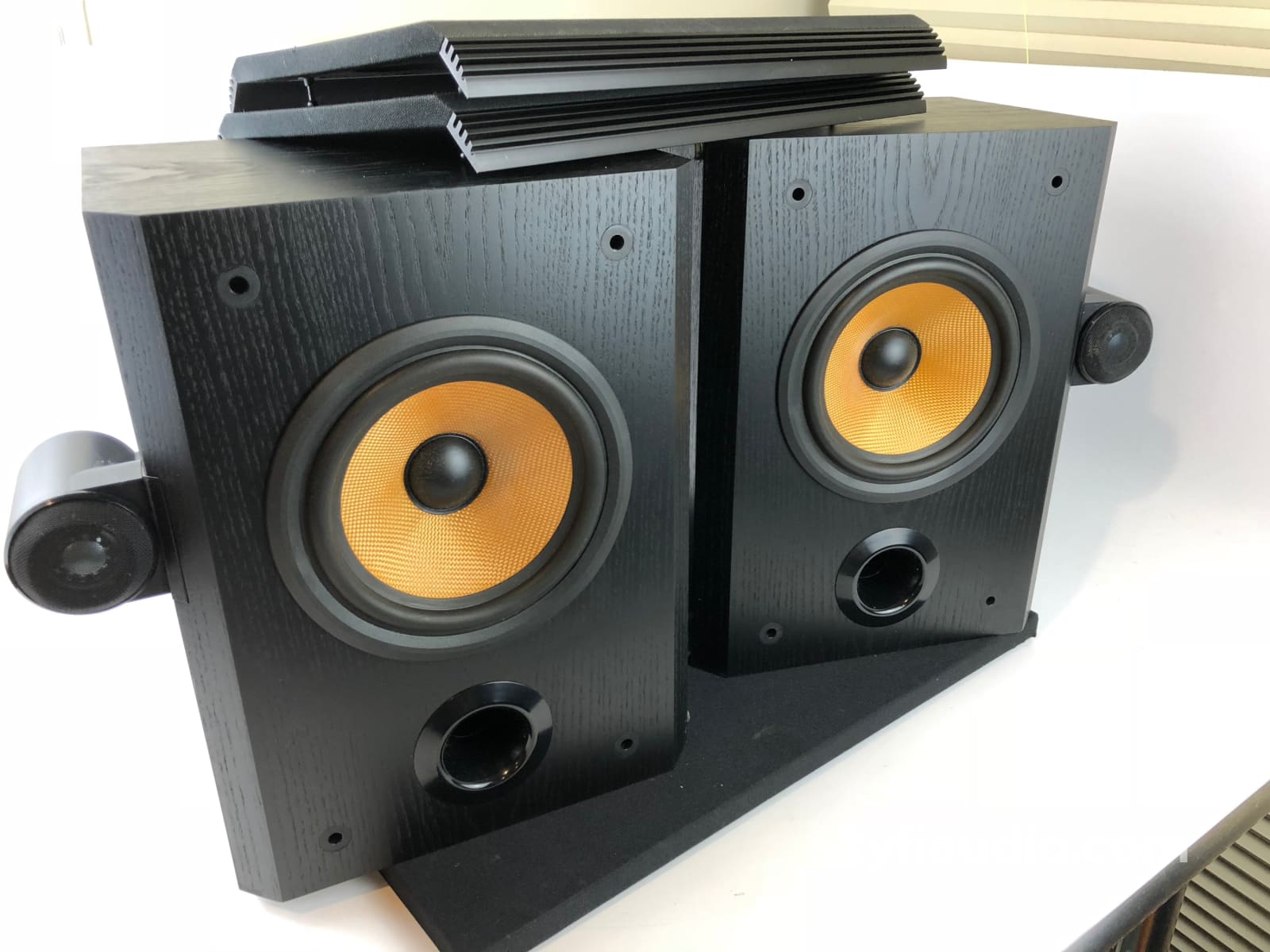 B&W (Bowers & Wilkins) Matrix 805 Vintage Speakers