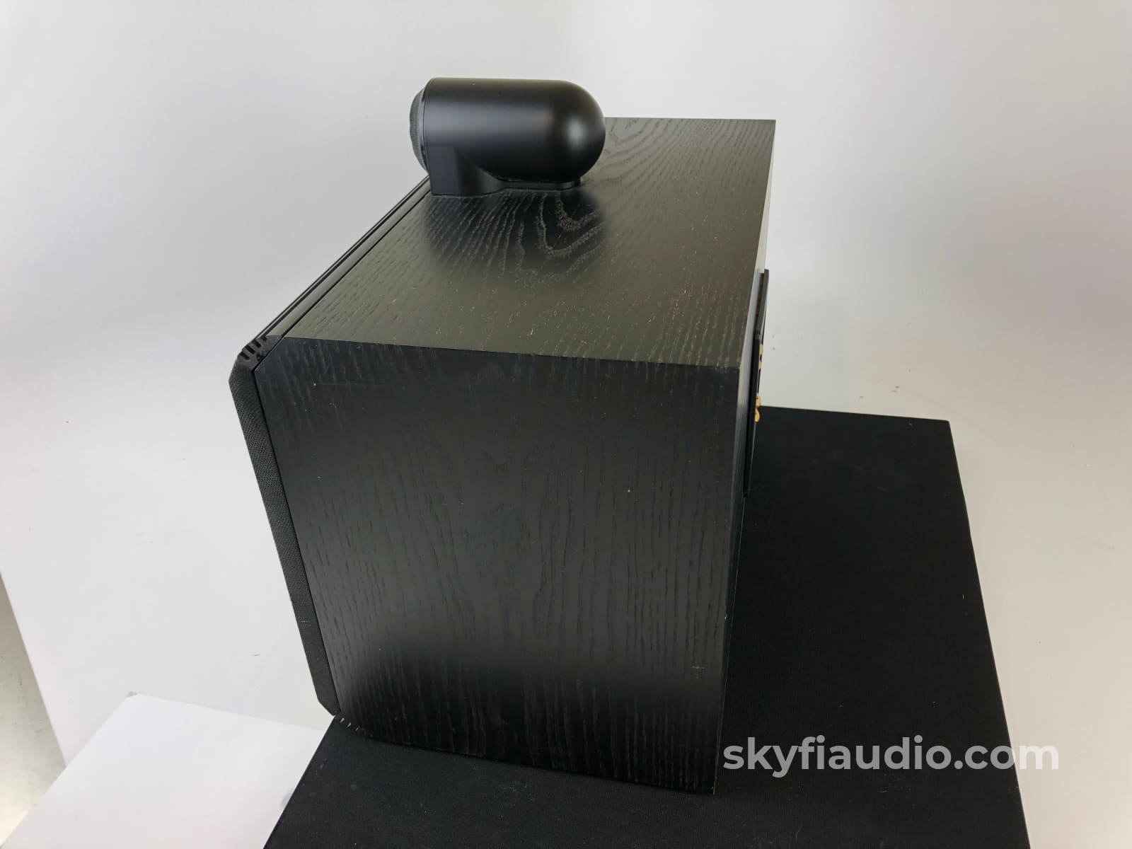 B&W (Bowers & Wilkins) Matrix 805 Vintage Speakers