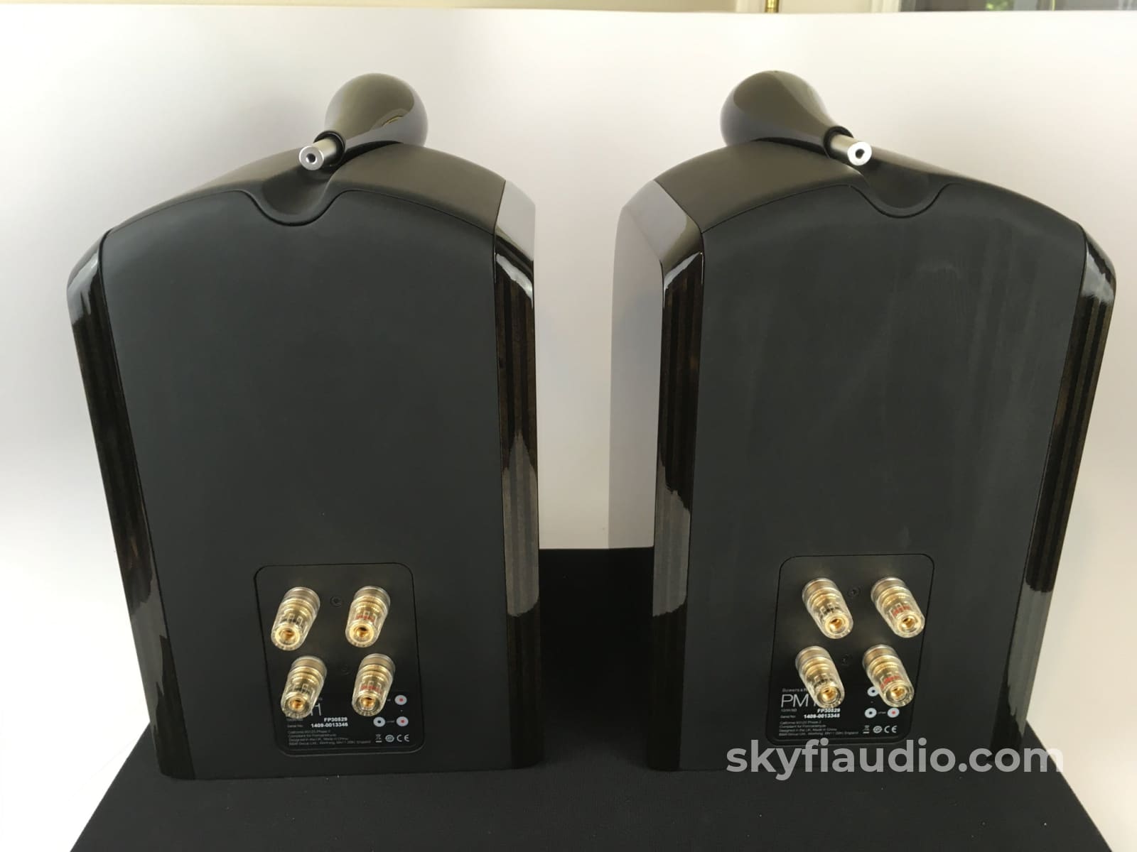 B&W (Bowers & Wilkins) Pm1 Speakers With Matching Stands And Original Box