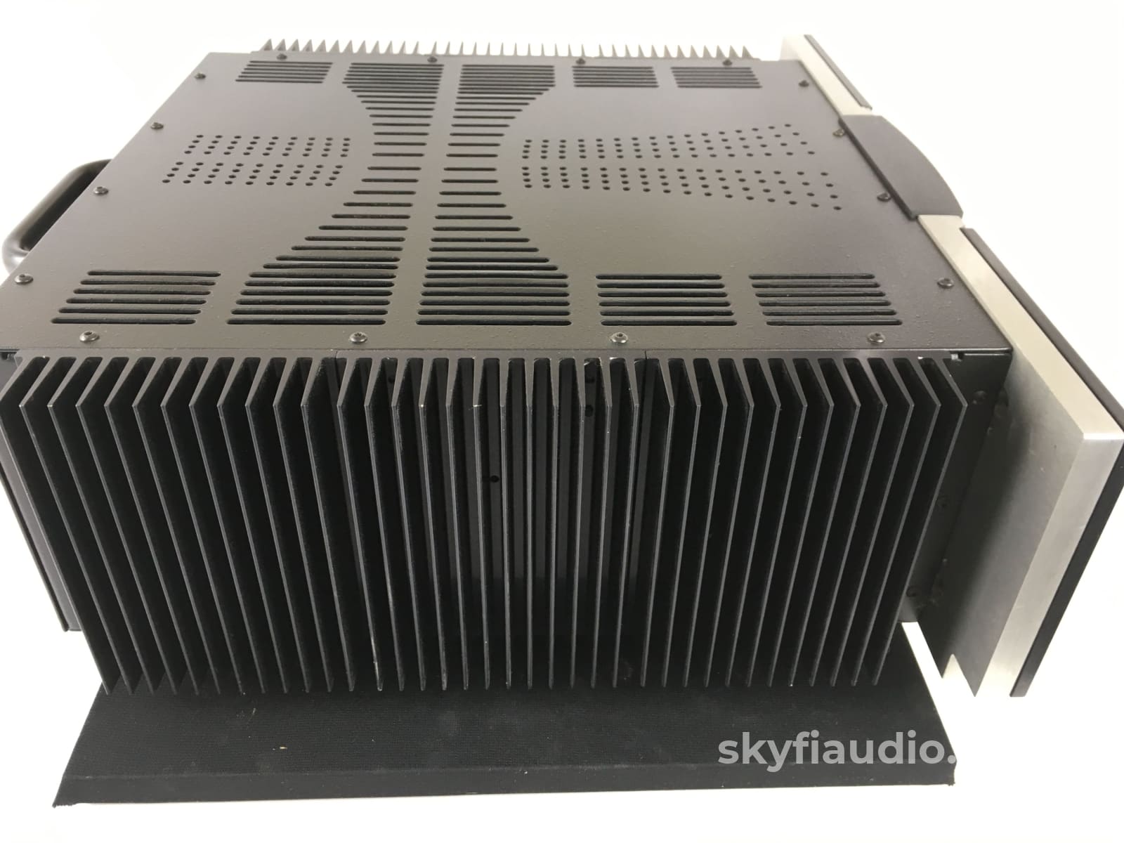 Balanced Audio Technology Vk-250 Solid State Amplifier 250W