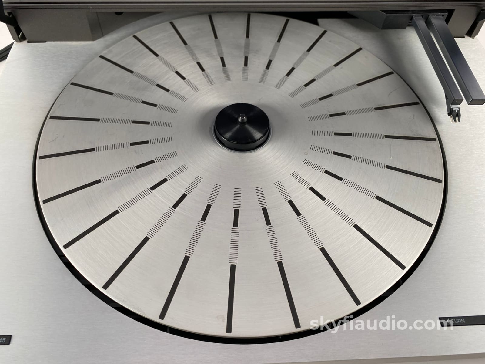 Bang & Olufsen (B&O) Beogram 5500 - Linear Tracking Automatic Turntable
