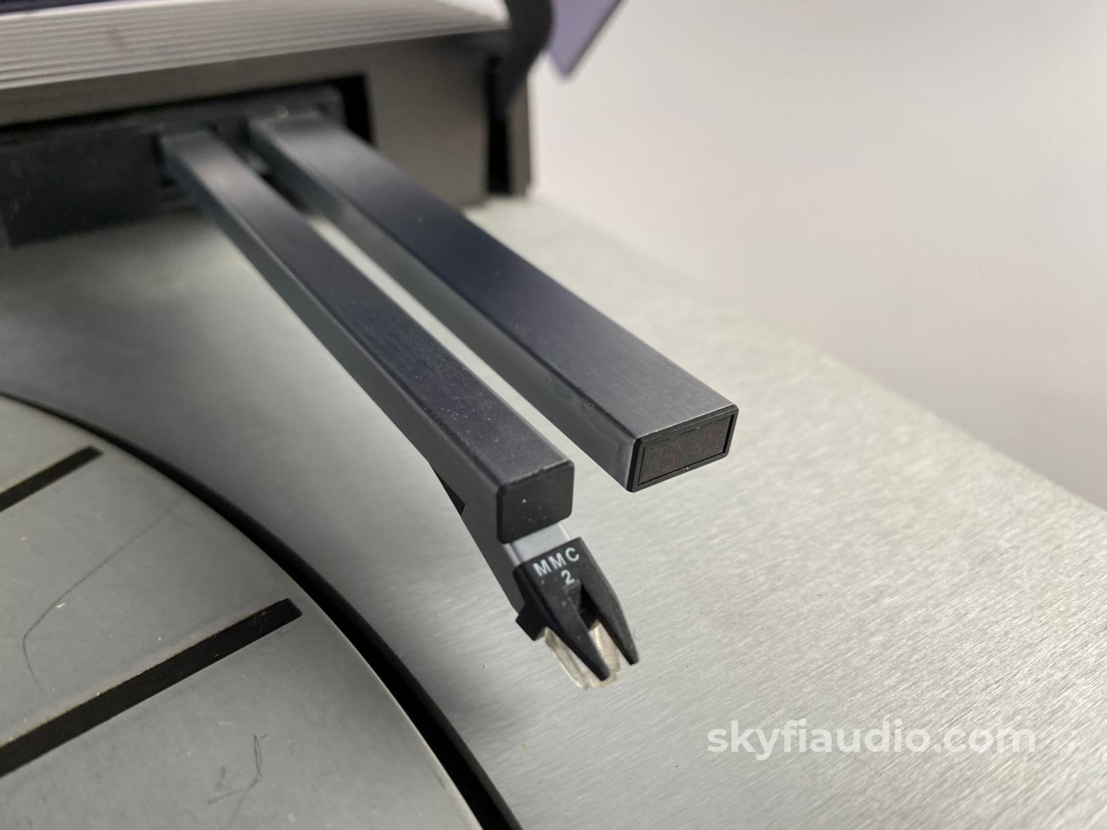 Bang & Olufsen (B&O) Beogram 5500 - Linear Tracking Automatic Turntable