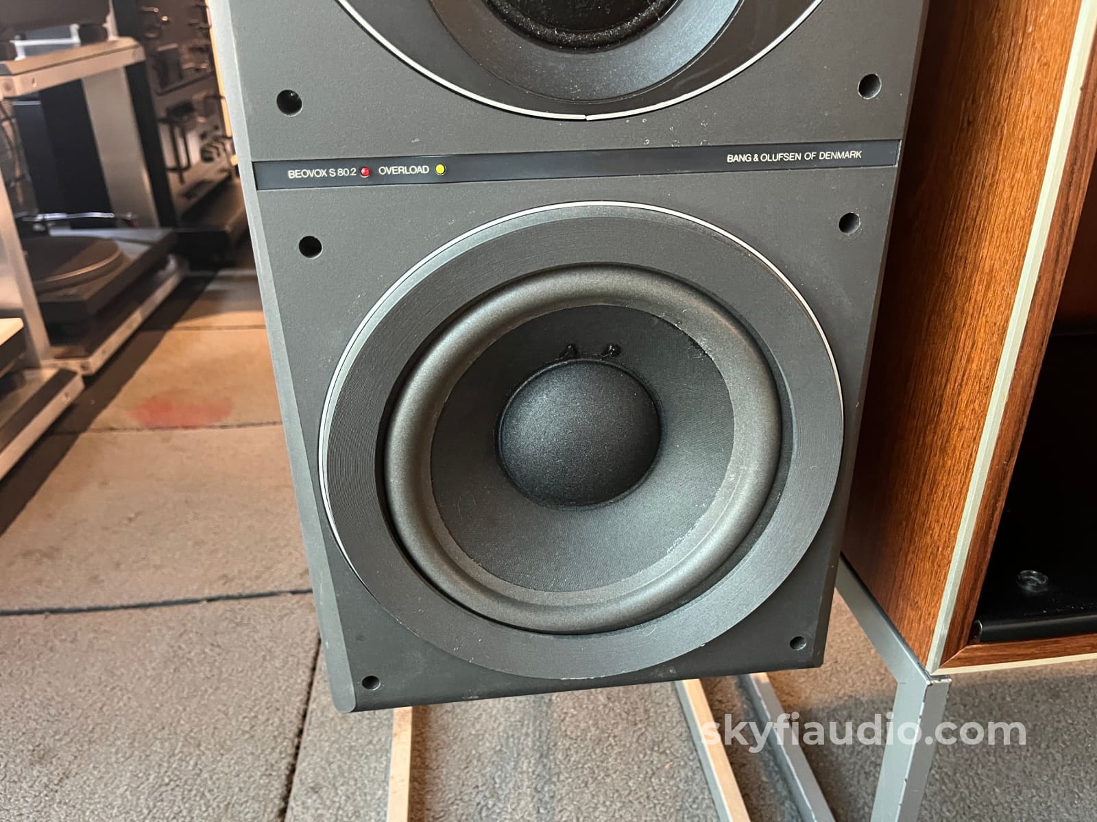 Bang & Olufsen B&O Beomaster 1900 Receiver Beogram 8000 Turntable and Beovox S80.2 speakers W/ Original Cabinet - Rare