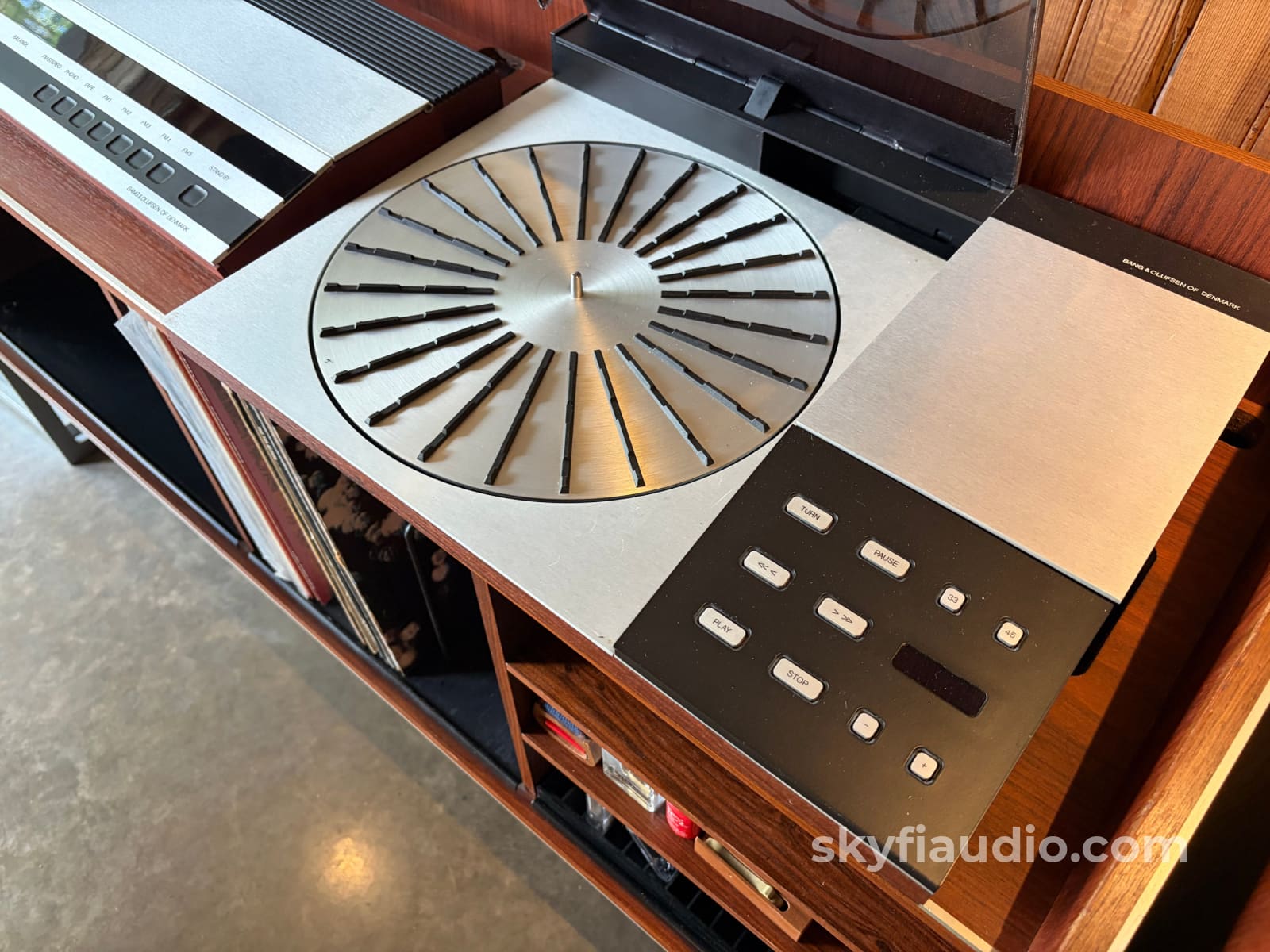 Bang & Olufsen B&O Complete System - Including Receiver, Turntable, Sp