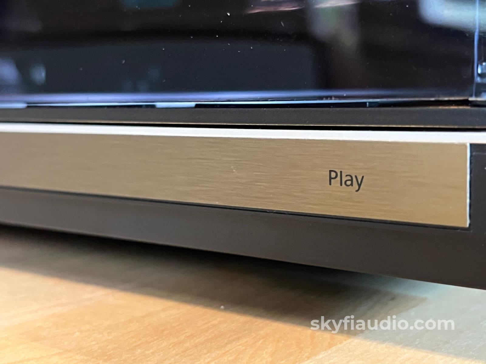 Bang & Olufsen Beogram 9000 Linear Tracking Turntable Turntable