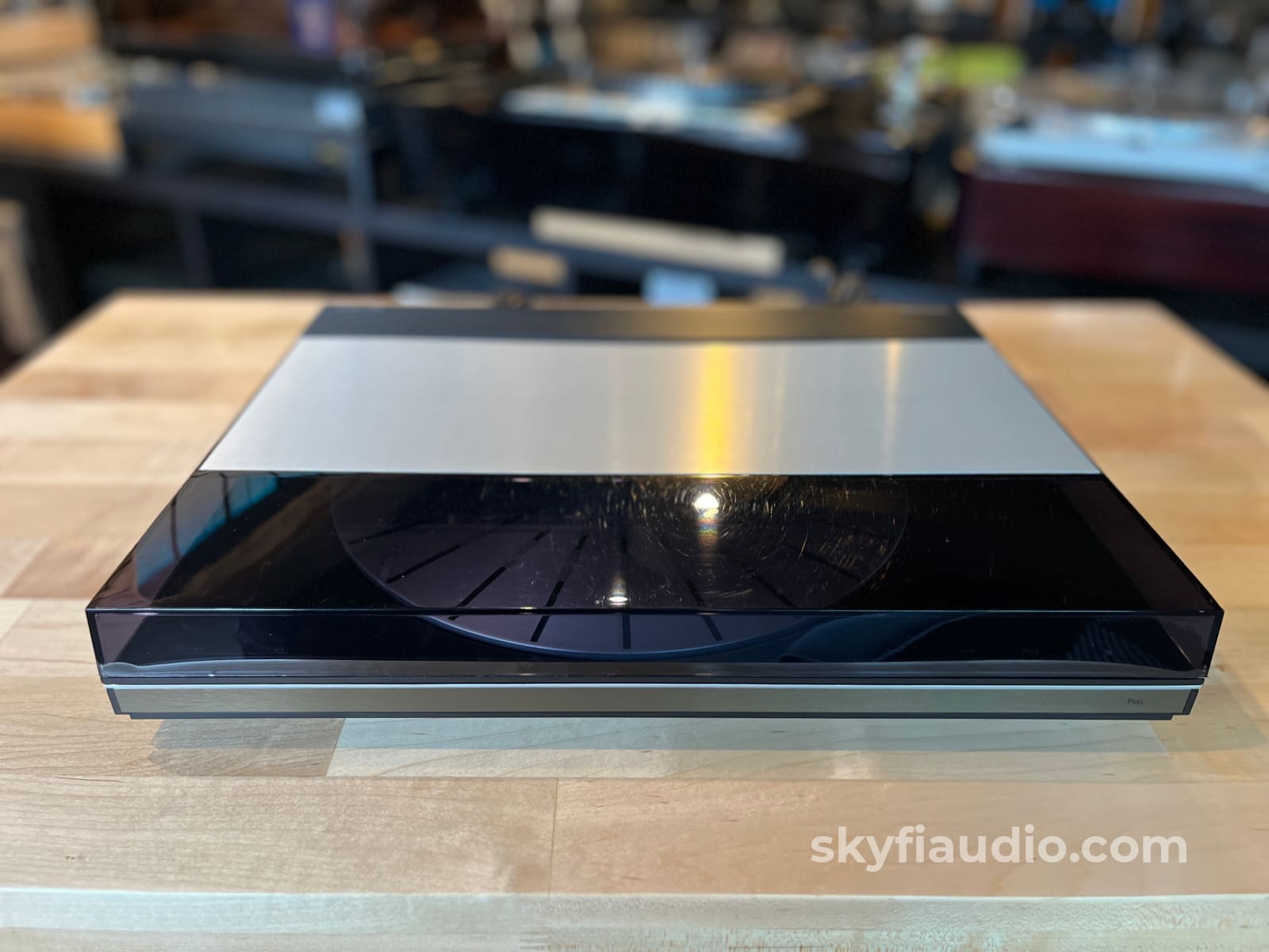 Bang & Olufsen Beogram 9000 Linear Tracking Turntable Turntable