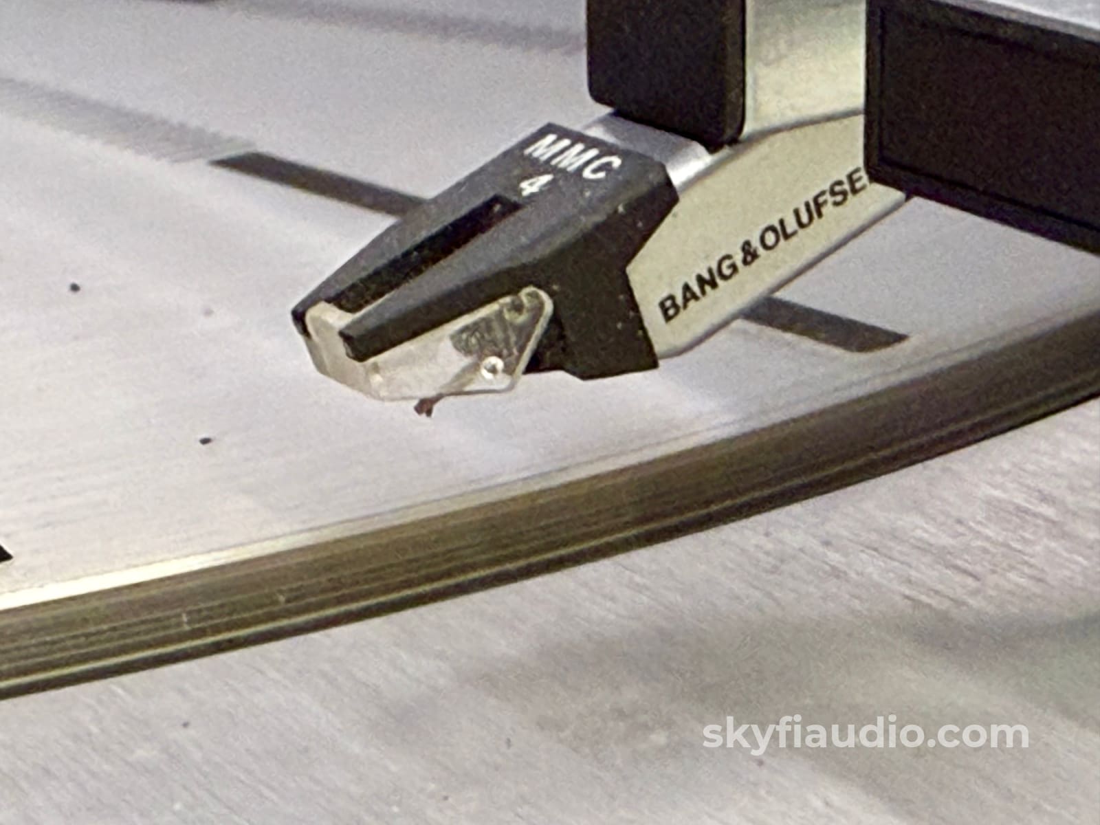 Bang & Olufsen Beogram TX2 Automatic Linear Tracking Turntable Turntable