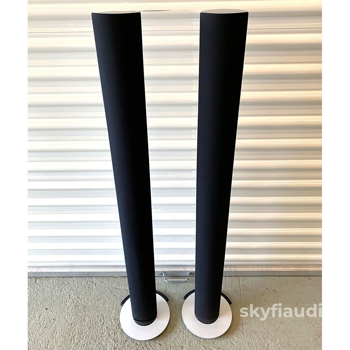 Bang & Olufsen BeoLab 6000 Active (Powered) Floorstanding Speakers
