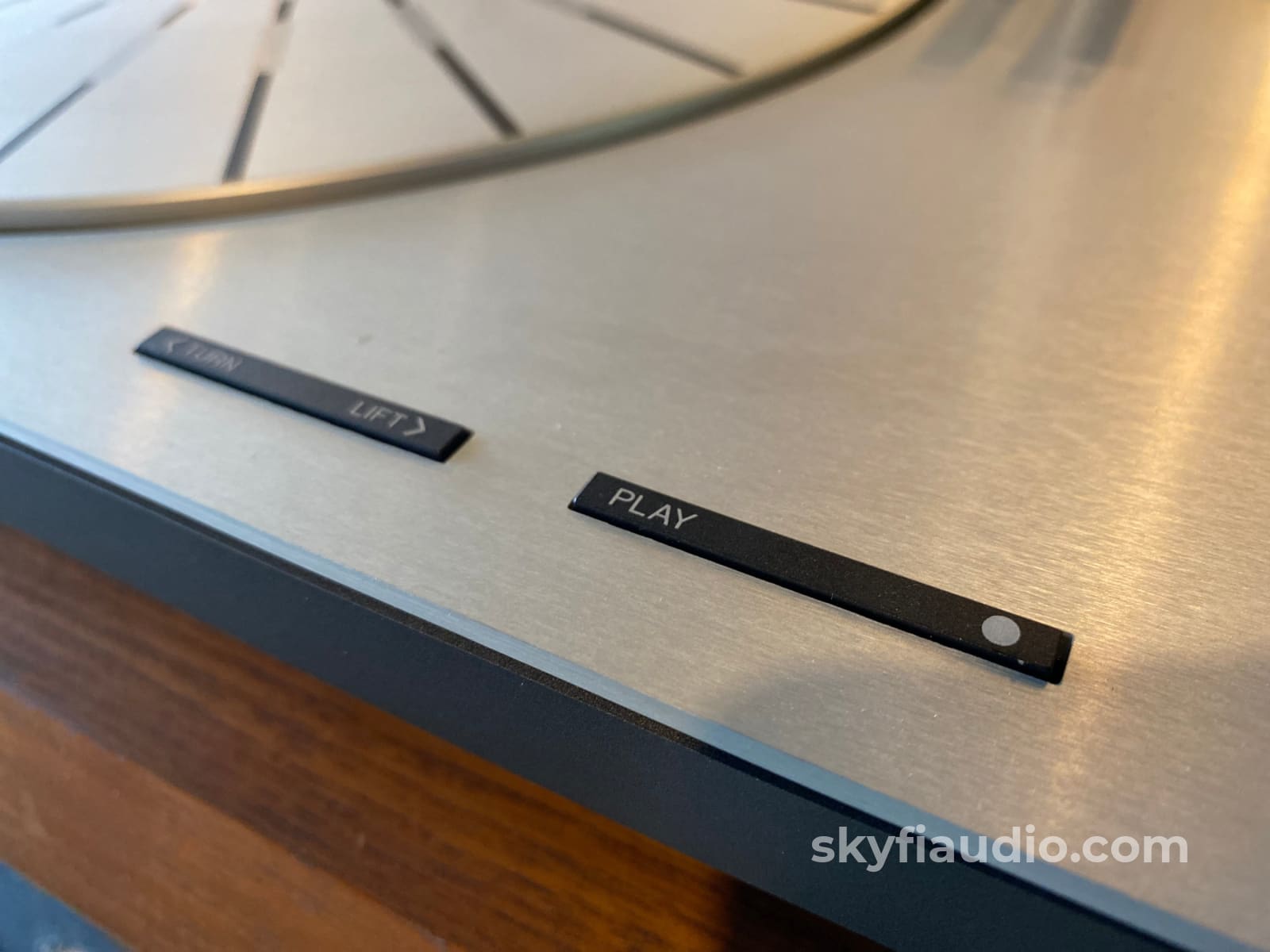 Bang & Olufsen Tx2 Linear Tracking Automatic Turntable With Mmc3 Cartridge
