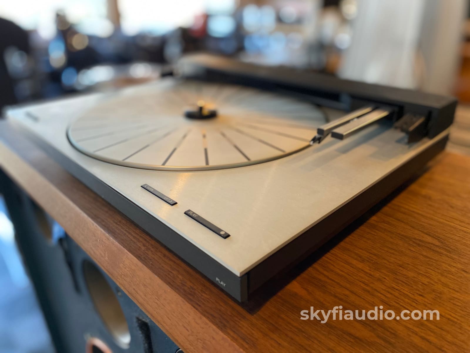 Bang & Olufsen Tx2 Linear Tracking Automatic Turntable With Mmc3 Cartridge