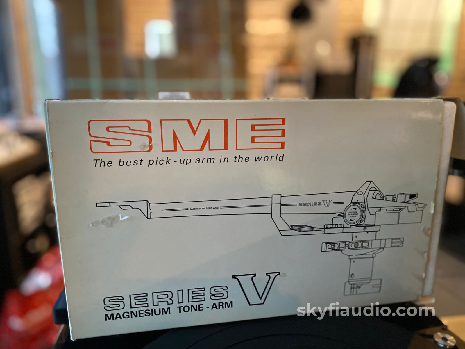 Basis Ovation Turntable With Sme V Magnesium Tonearm