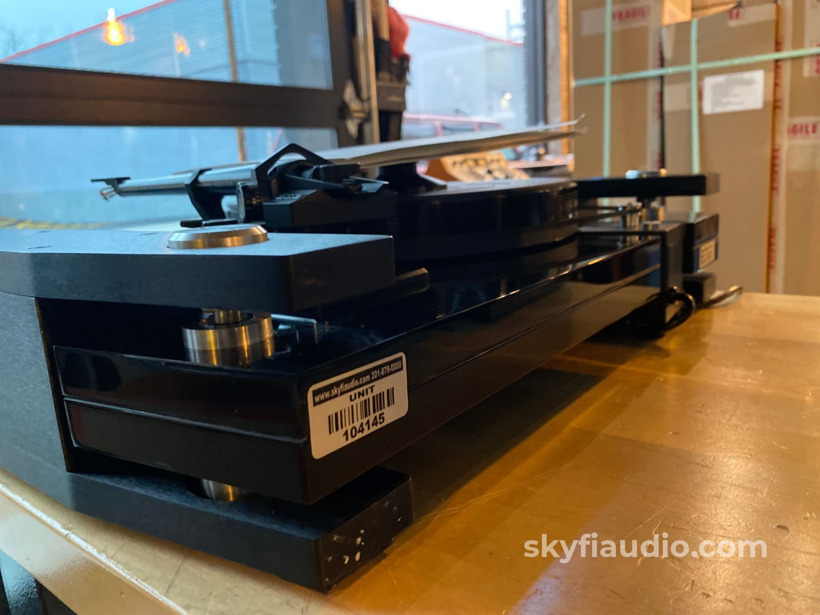 Basis Ovation Turntable With Sme V Magnesium Tonearm