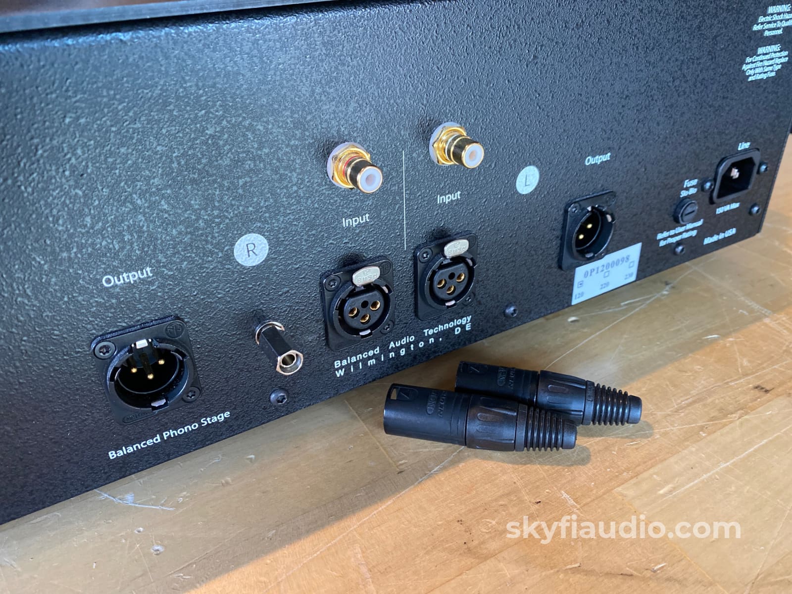 Bat Vk-P12 - All Tube Balanced Phono Preamp Like New And Complete Preamplifier