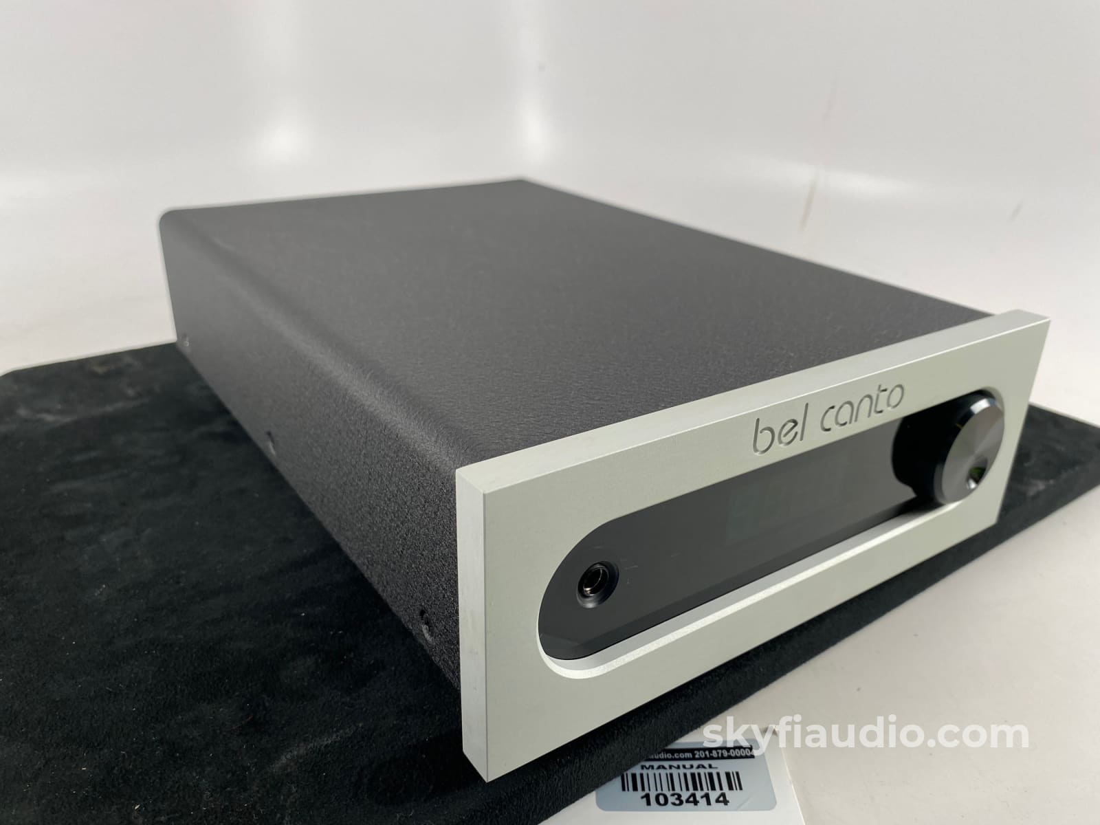 Bel Canto Dac 1.5 Upsampling Audio With Remote And Manual Cd + Digital