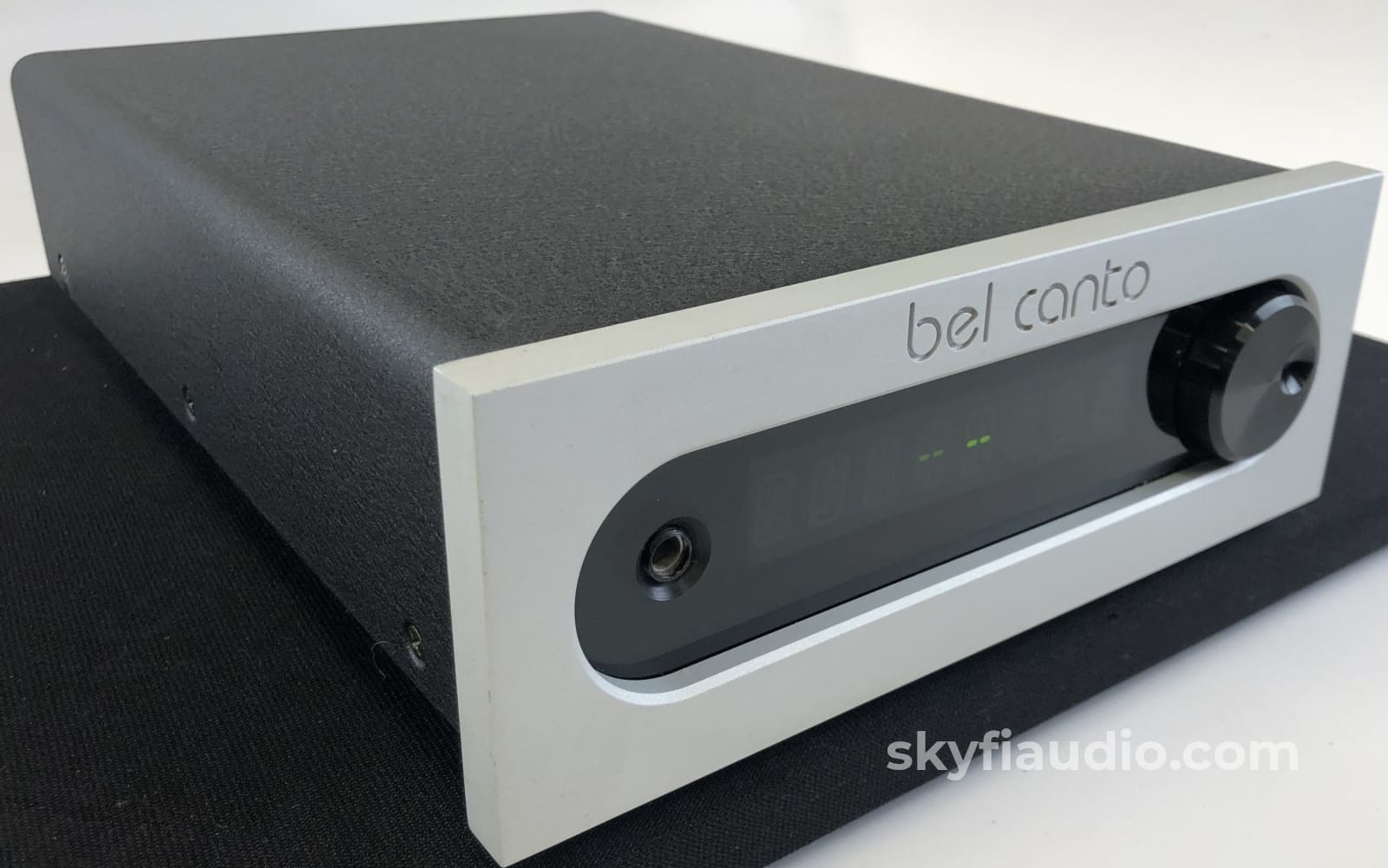 Bel Canto Dac2.5 Upsampling Audio Dac With Master Reference Ultra-Clock Cd + Digital