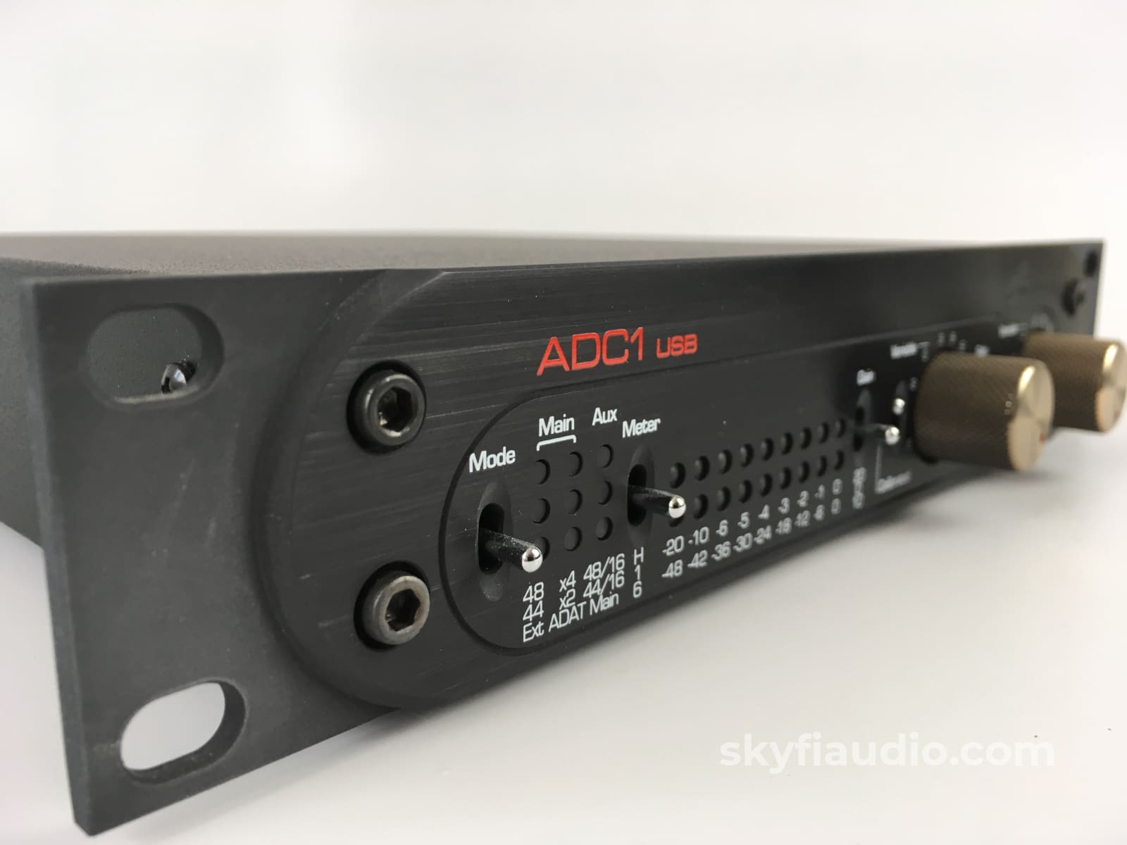 Benchmark Adc1-Usb Analogue To Digital Converter Amplifier