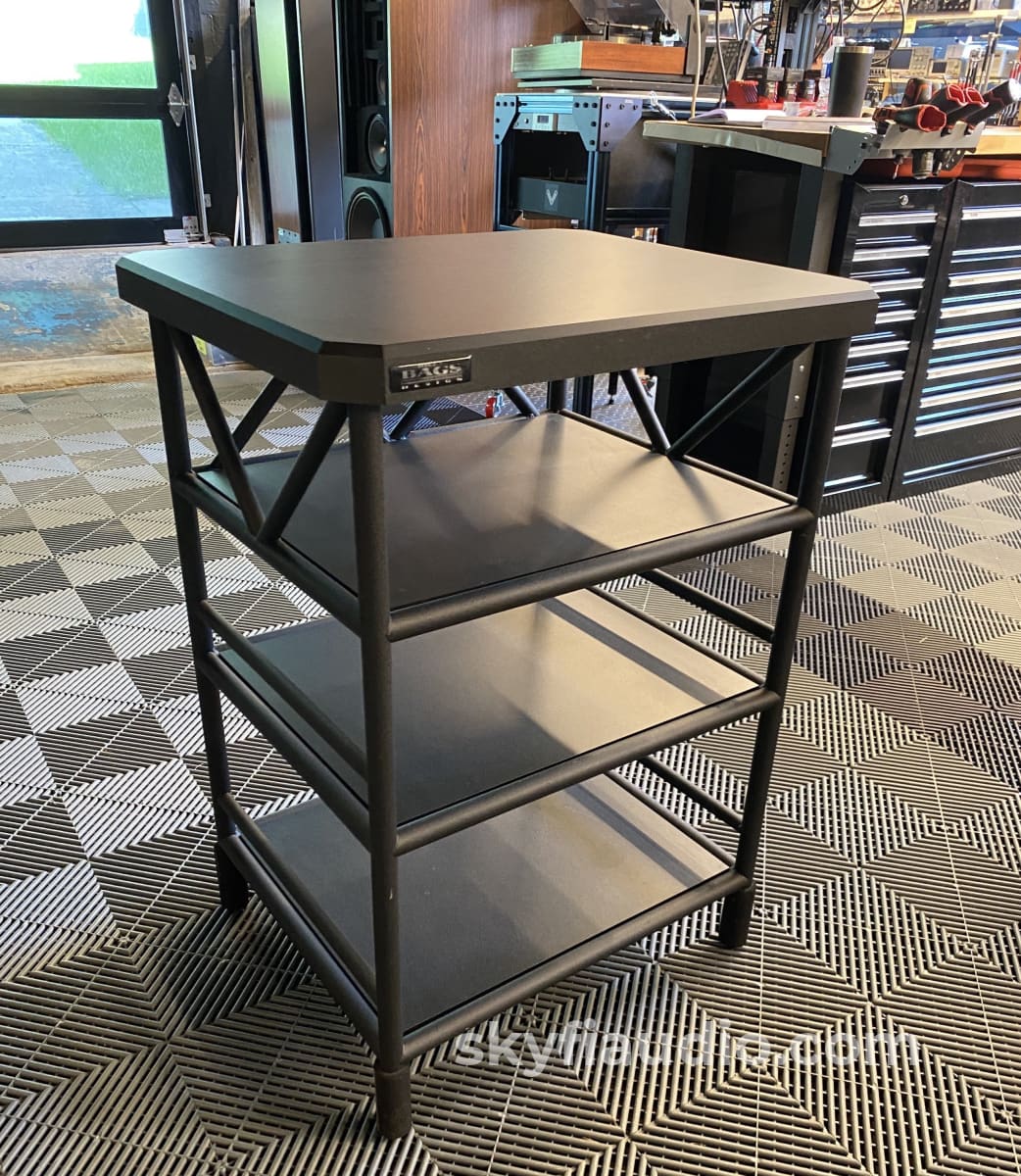 Billy Bags A/V Furniture Design - 4 Shelf Equipment Rack Steel Accessory