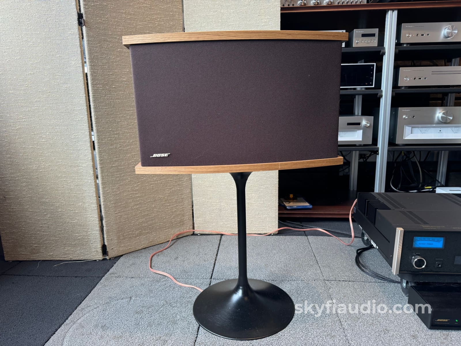 Bose 901 Direct Reflecting Speakers - Last Series VI - w/Active EQ and