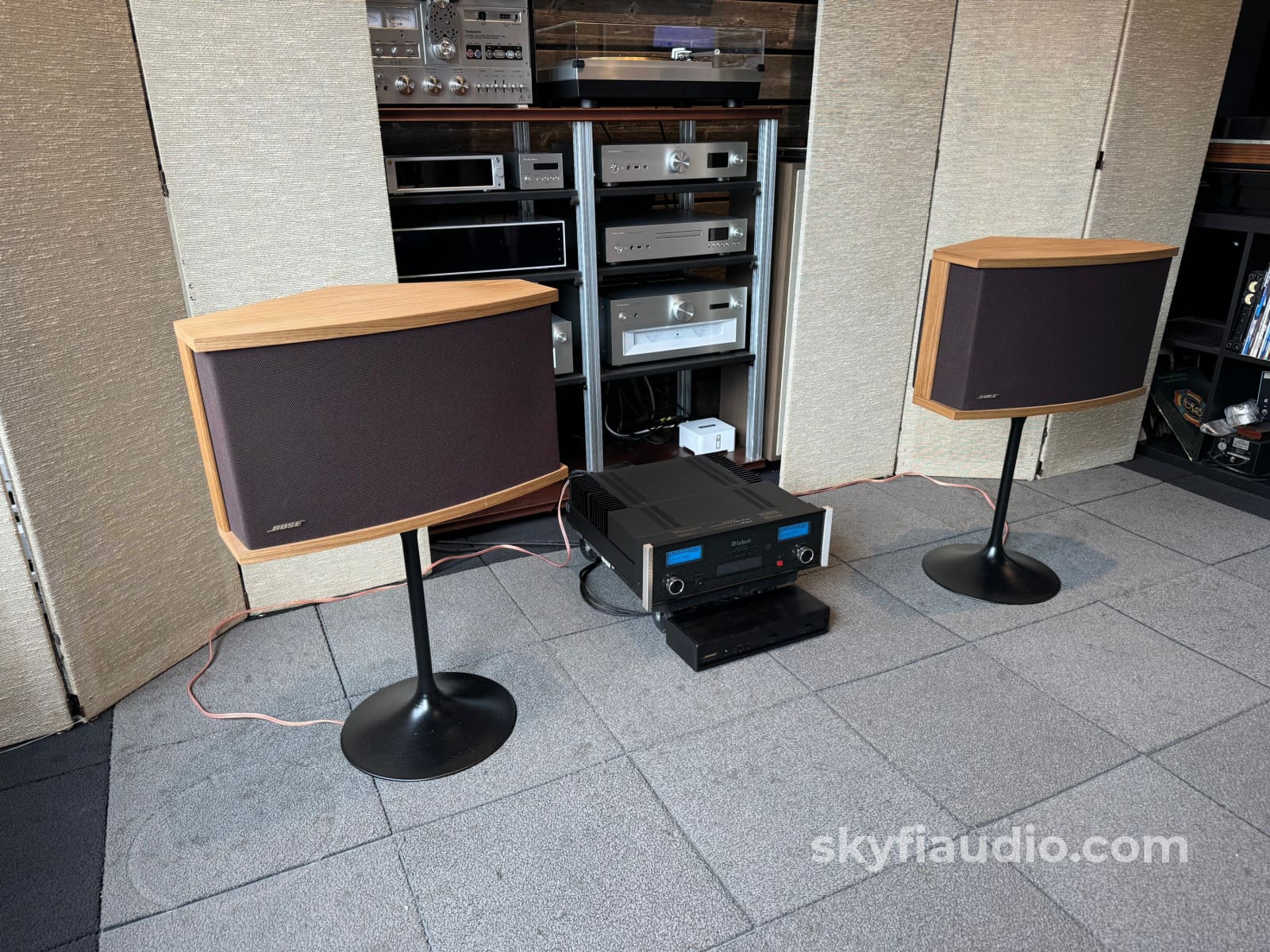Bose 901 Direct Reflecting Speakers - Last Series VI - w/Active EQ and
