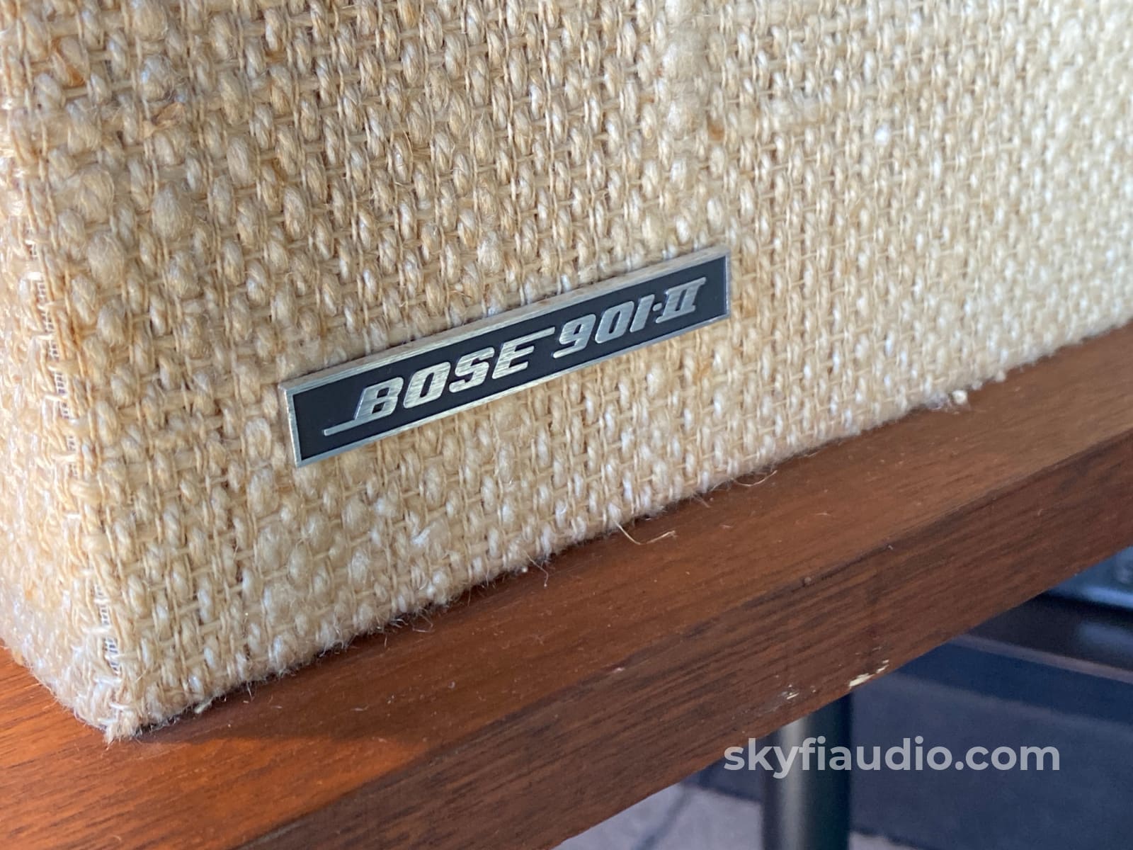 Bose 901 Series Ii Direct/Reflecting Vintage Speakers - W/Original Eq And Tulip Stands