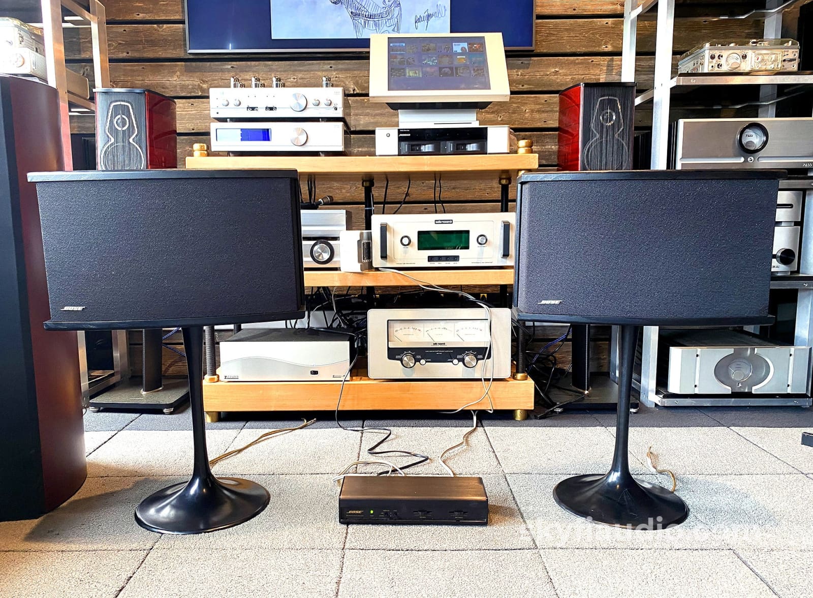 Bose 901 Series VI Direct/Reflecting Speaker System with Active EQ - O