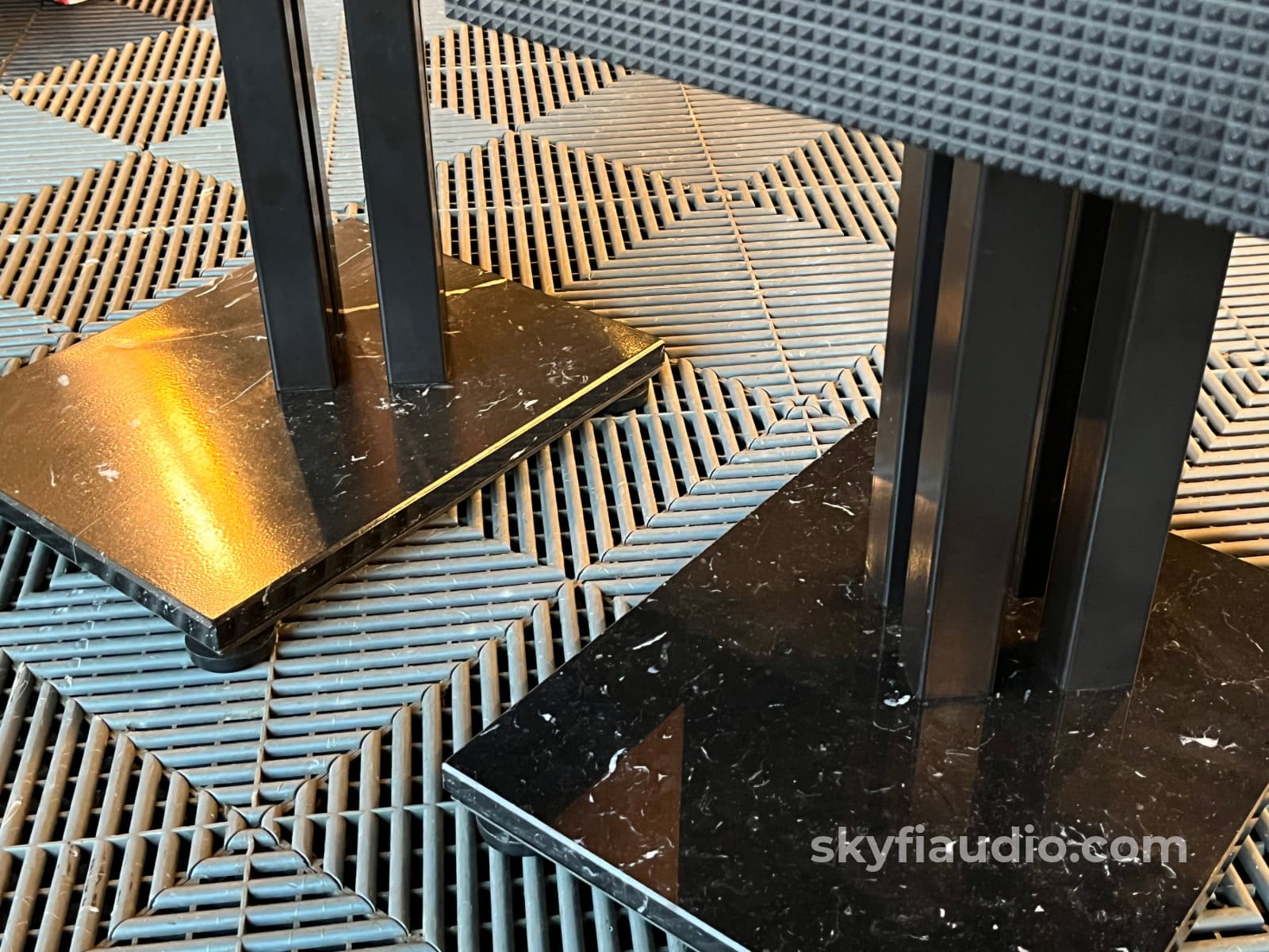 Bowers and Wilkins B&W Matrix 2 Vintage Speakers - W/ Matching Marble Stands Speakers