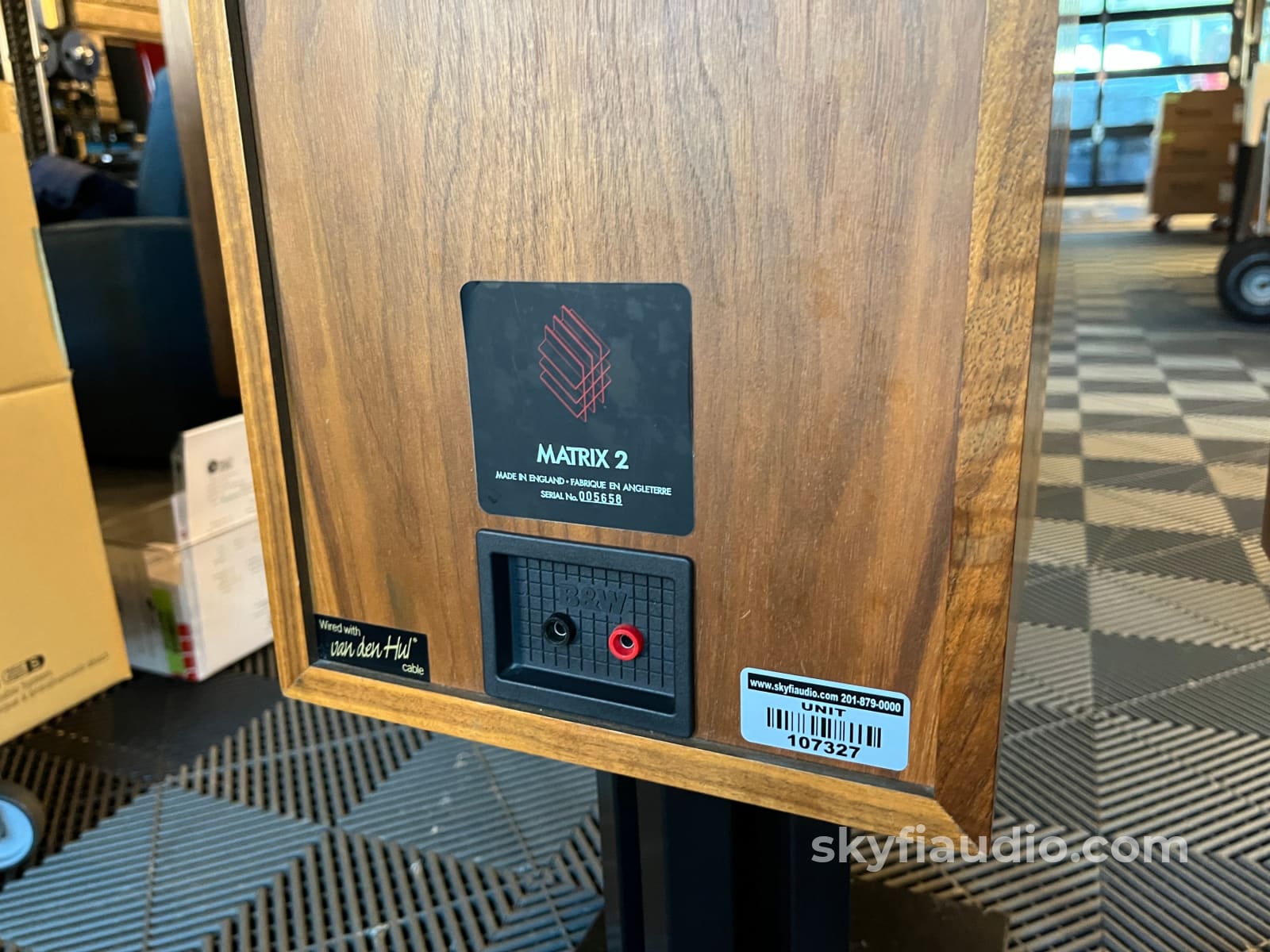 Bowers and Wilkins B&W Matrix 2 Vintage Speakers - W/ Matching Marble Stands Speakers