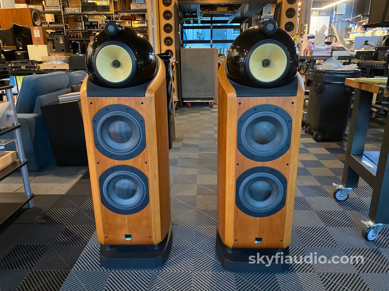 Bowers & Wilkins 802D Speakers In Cherrywood - Like New