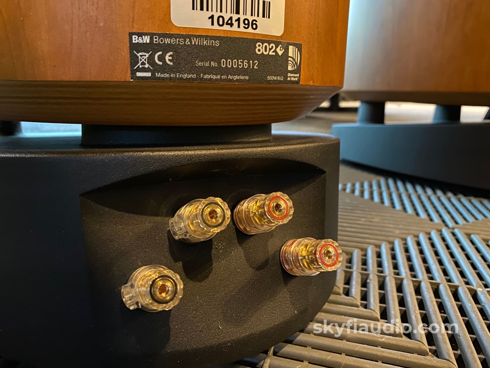 Bowers & Wilkins 802D Speakers In Cherrywood - Like New