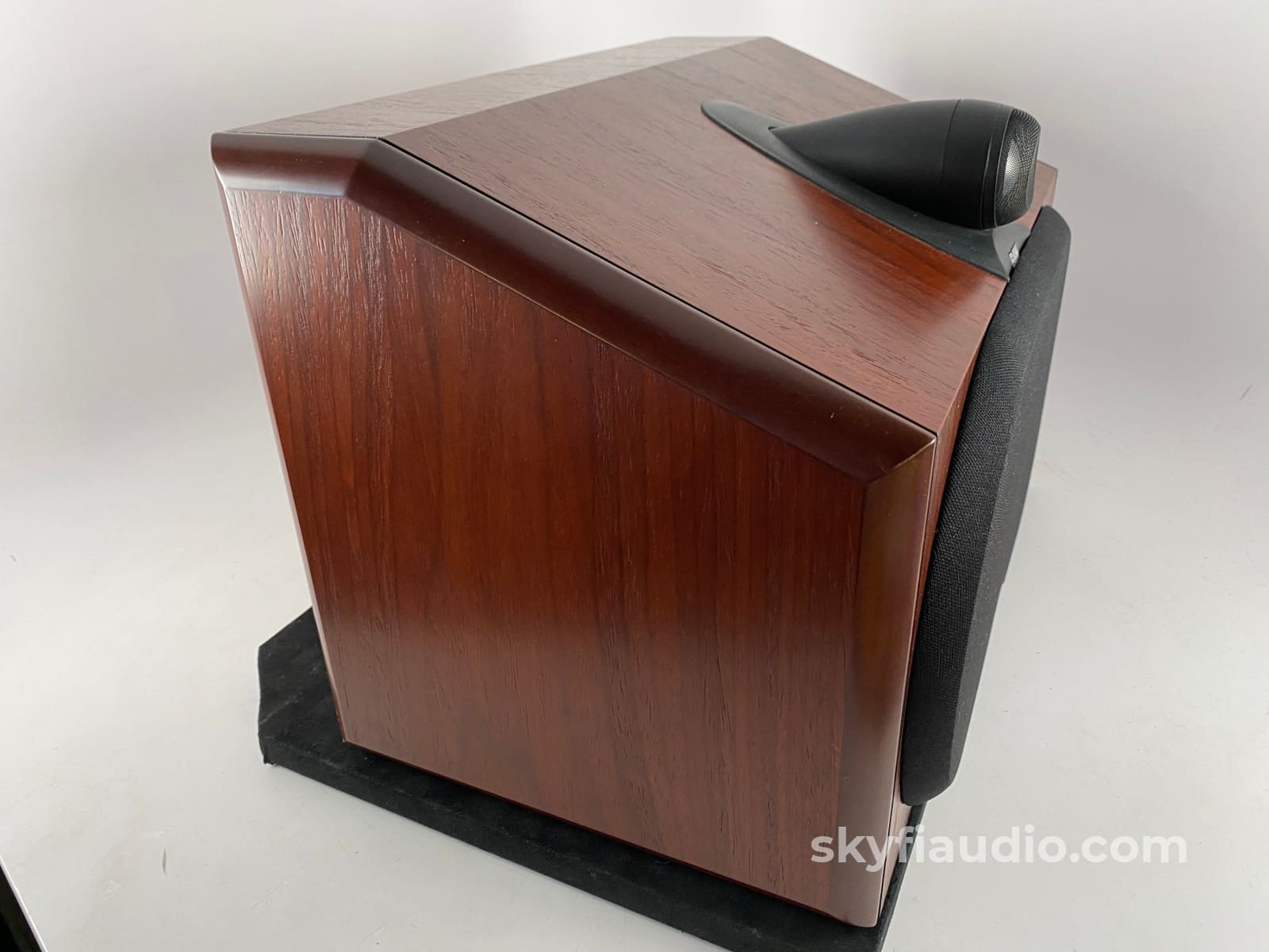 Bowers & Wilkins (B&W) Cdm Cnt Center Channel Theater Speaker Speakers