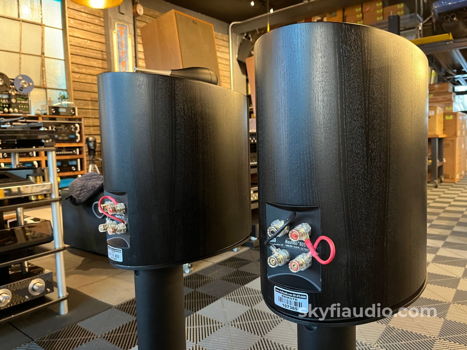 Bowers and Wilkins B&W Nautilus 805 Speakers W/ Stands Speakers