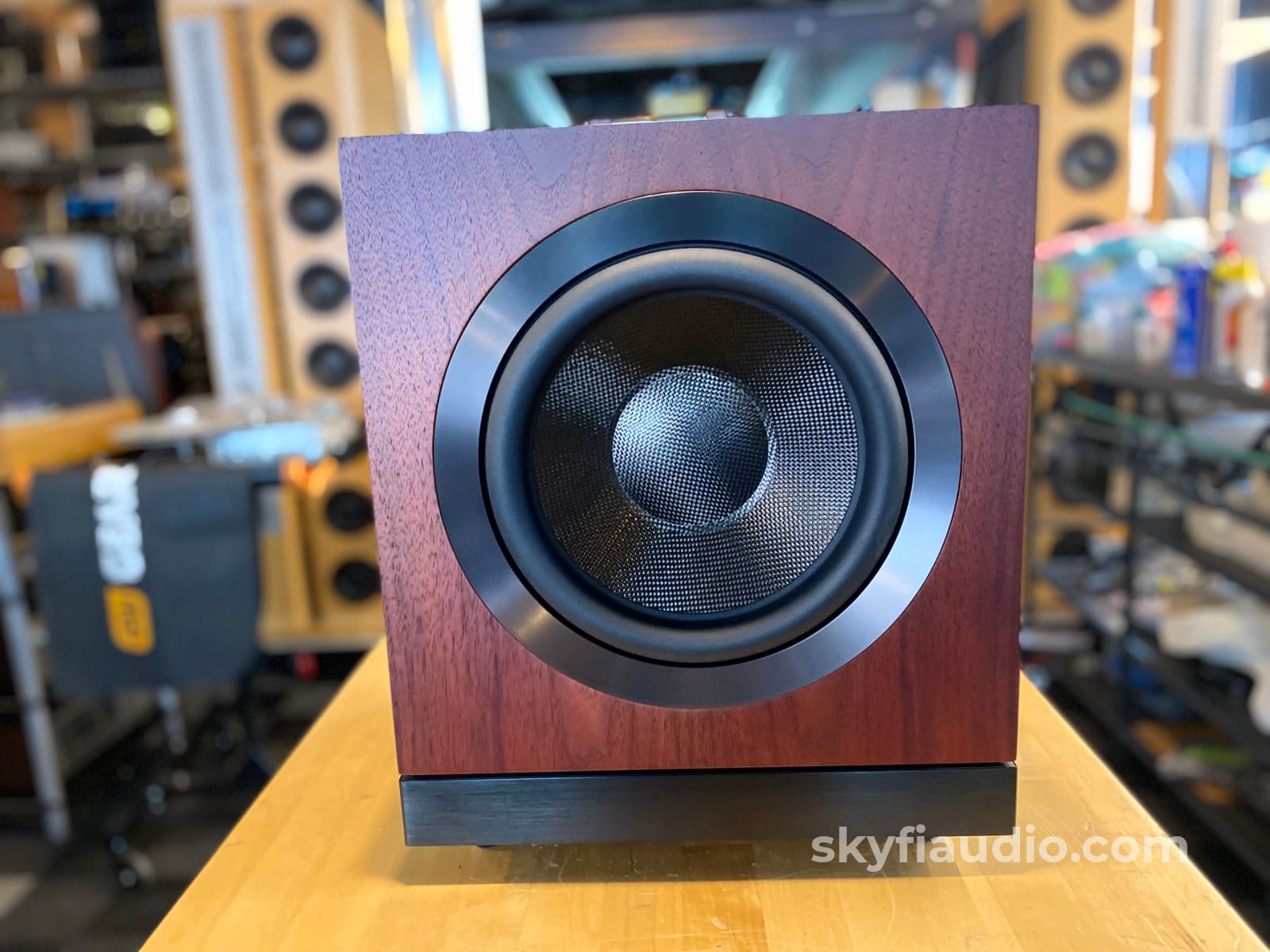 B&W Bowers & Wilkins Db2D Subwoofer In Rosenut Finish Speakers