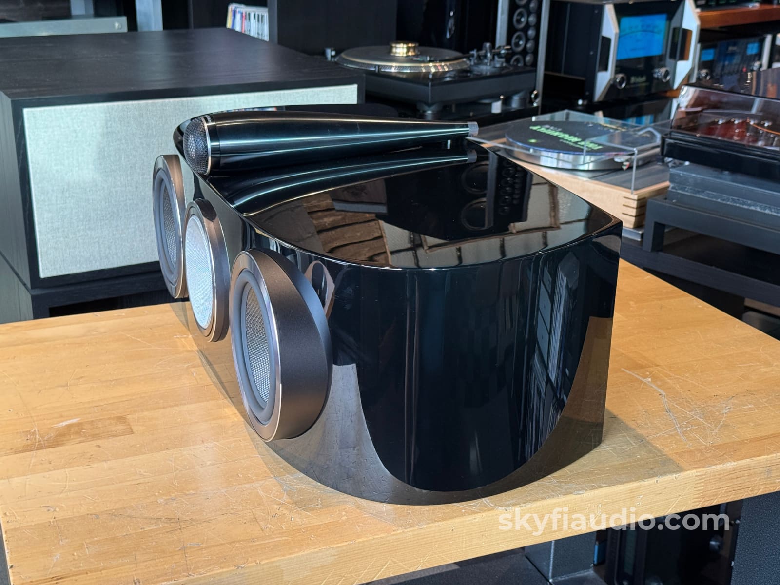 Bowers & Wilkins HTM82 D4 Center Channel Speaker