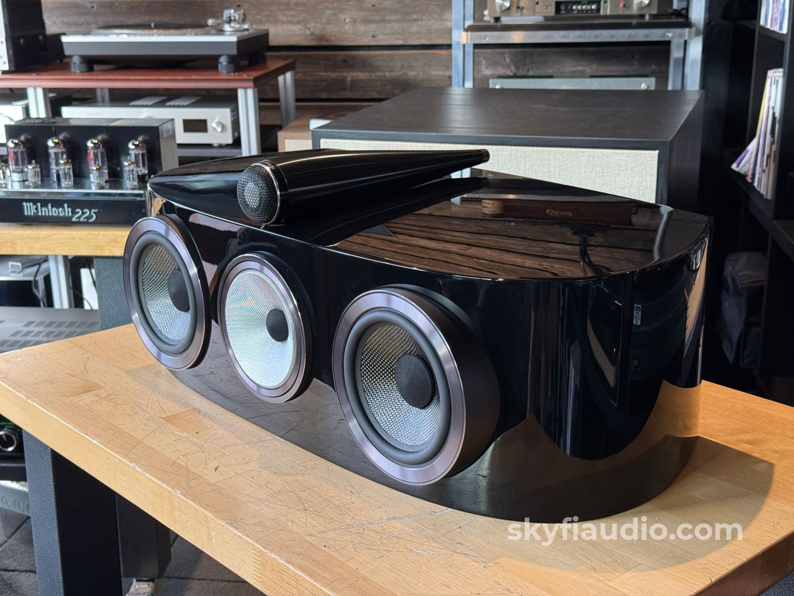 Bowers & Wilkins HTM82 D4 Center Channel Speaker Speakers