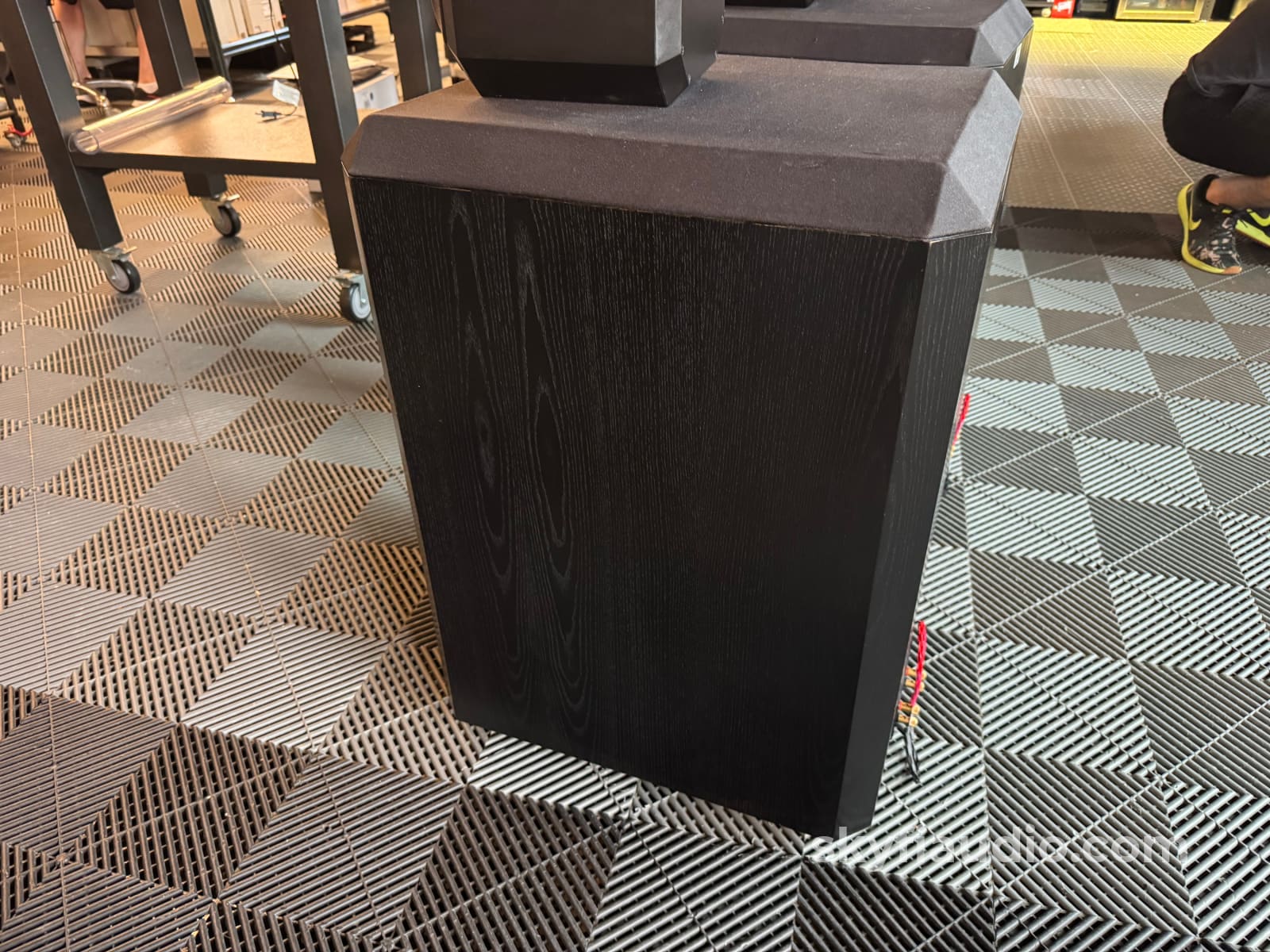 Bowers & Wilkins Matrix 801 Series II Vintage Speakers Speakers