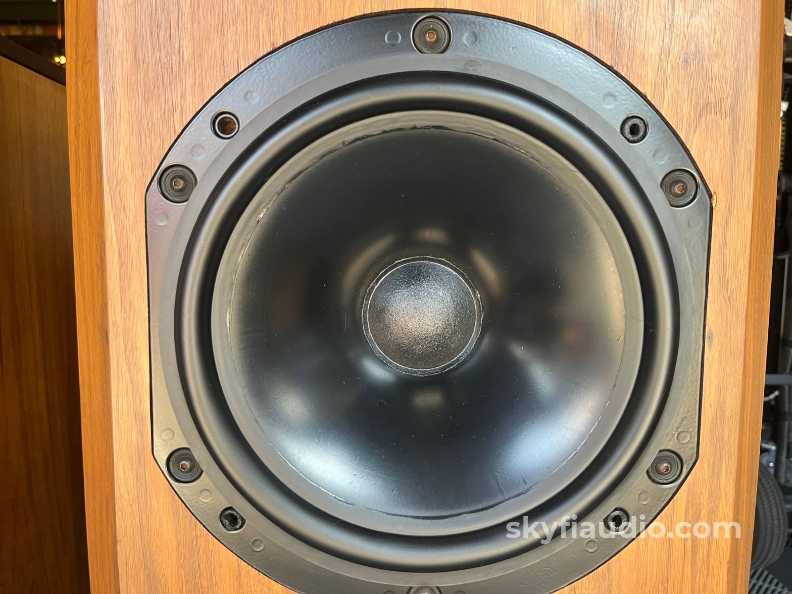 Bowers & Wilkins Model 801 Series 80 Speakers