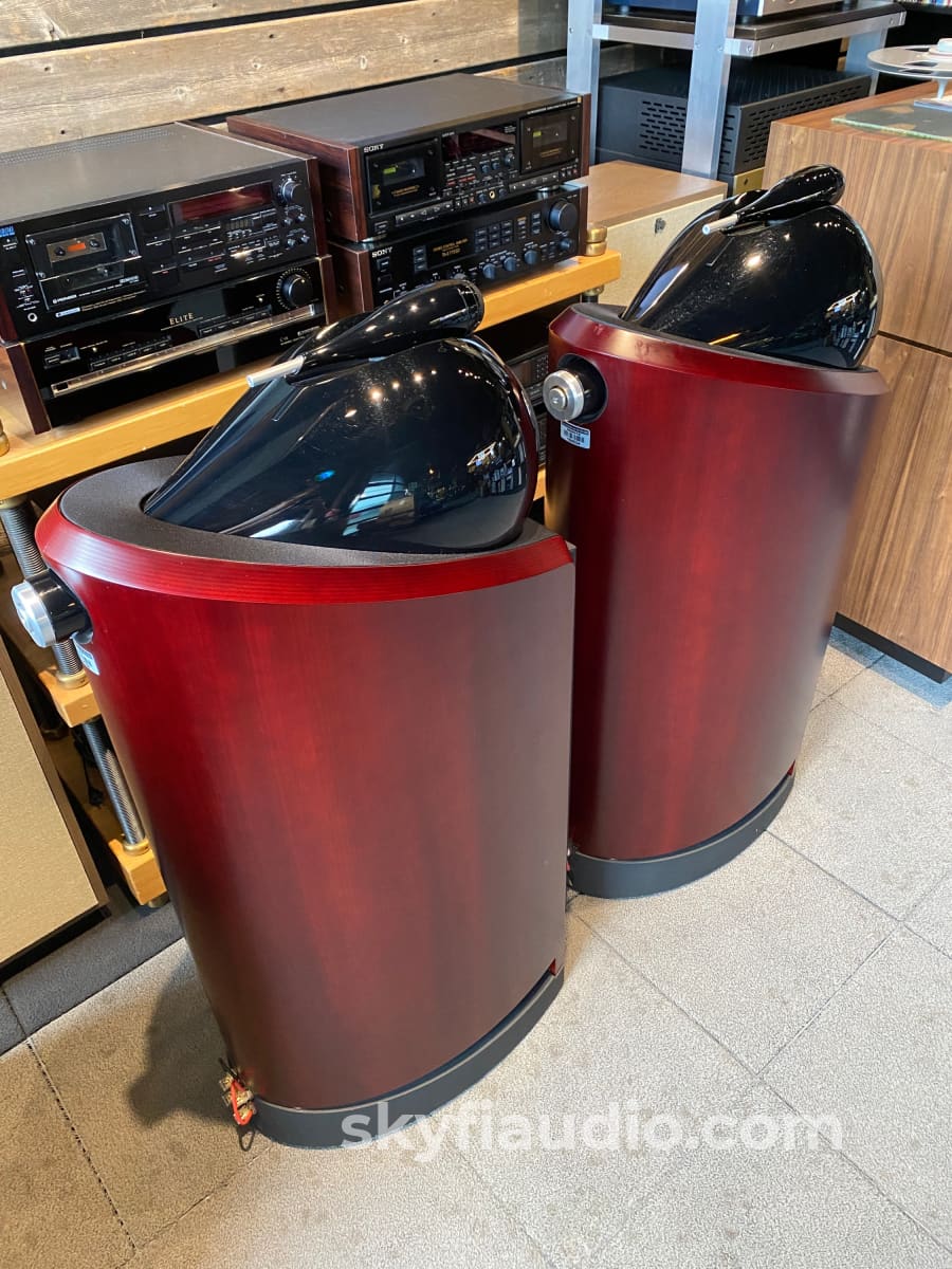 Bowers & Wilkins Nautilus 802 Speakers In Red Cherry