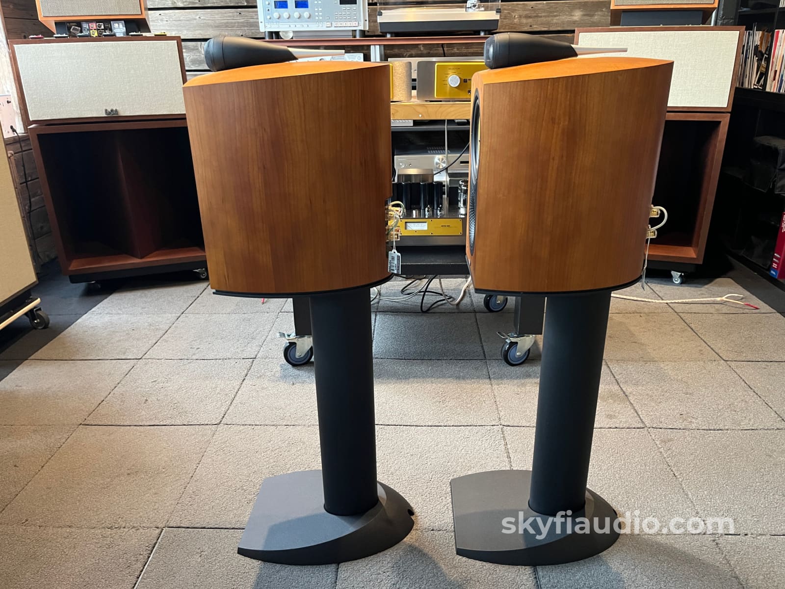 Bowers & Wilkins B&W Nautilus 805 Speakers Cherry Finish- W/ Stands - Speakers