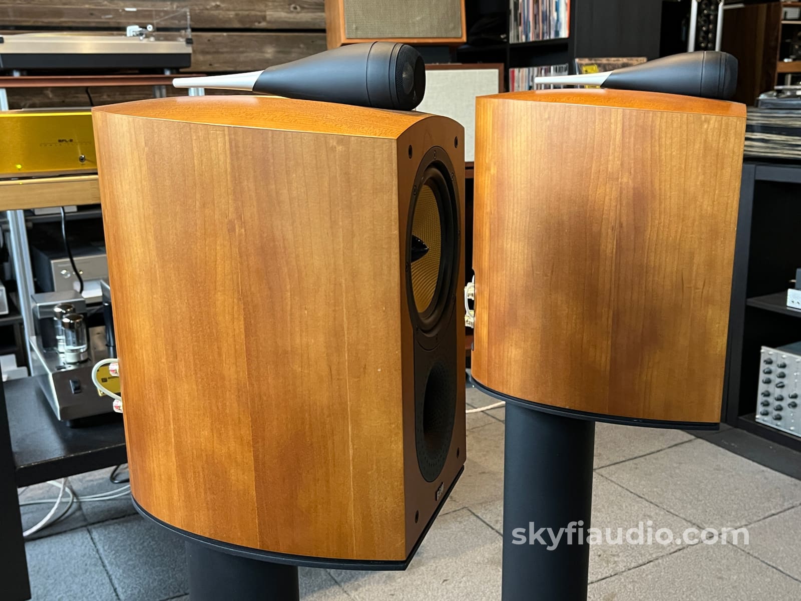 Bowers & Wilkins B&W Nautilus 805 Speakers Cherry Finish- W/ Stands - Speakers