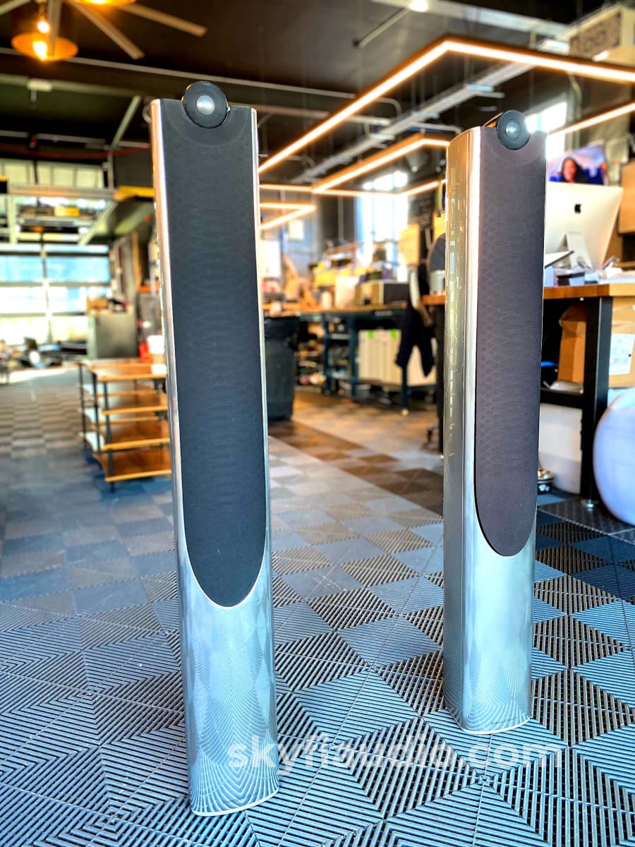 Bowers & Wilkins Xt4 Speakers In Aluminum