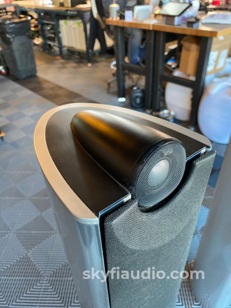 Bowers & Wilkins Xt4 Speakers In Aluminum