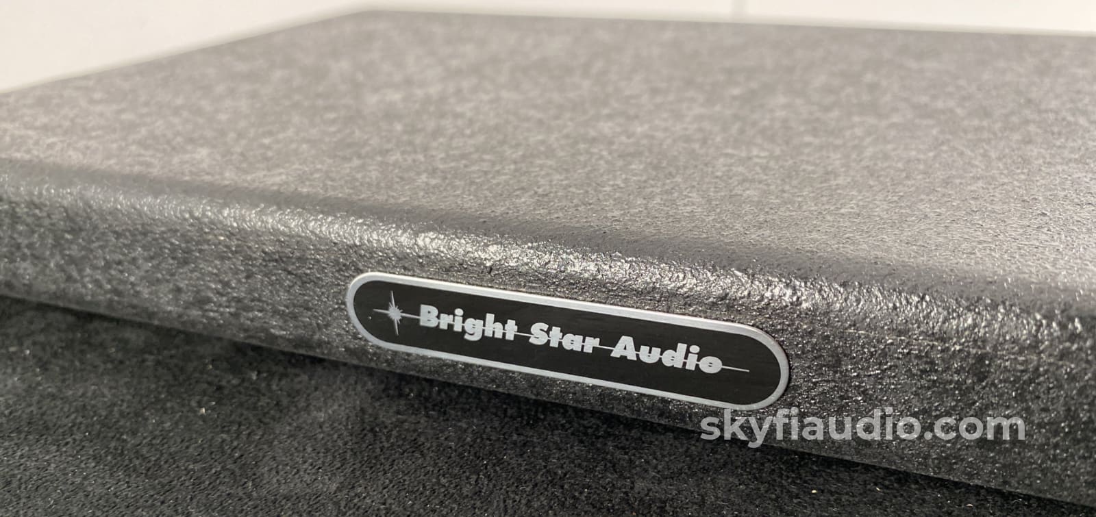 Bright Star Audio Isolation Base - Size Small Accessory