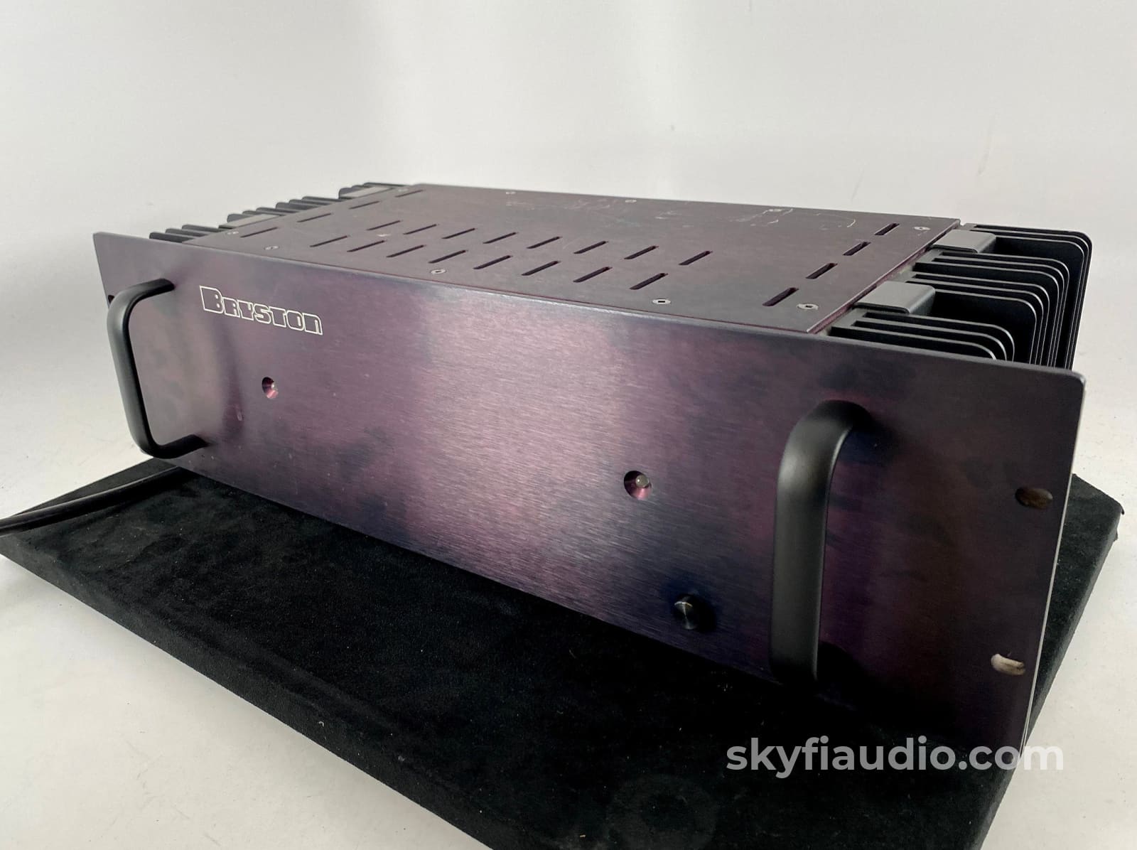Bryston 3B Solid State Stereo Amplifier