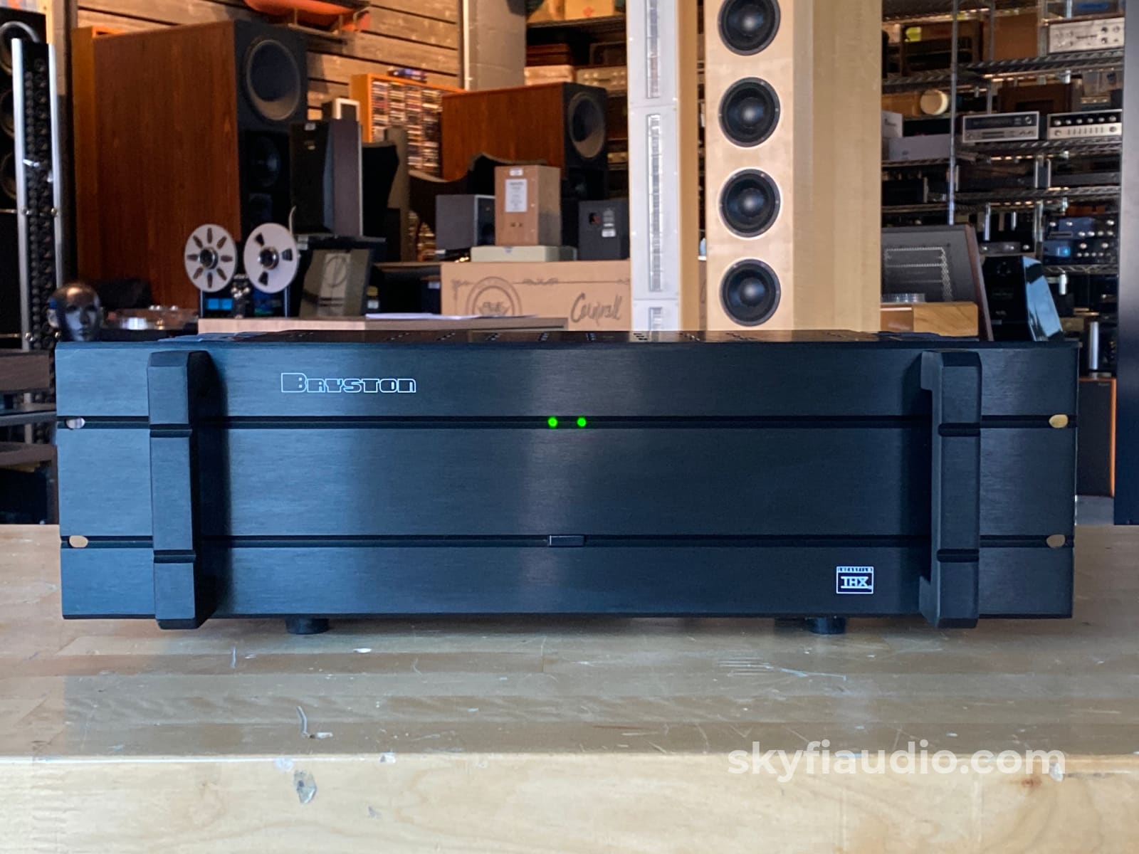 Bryston 3B-St Solid State Stereo Amplifier