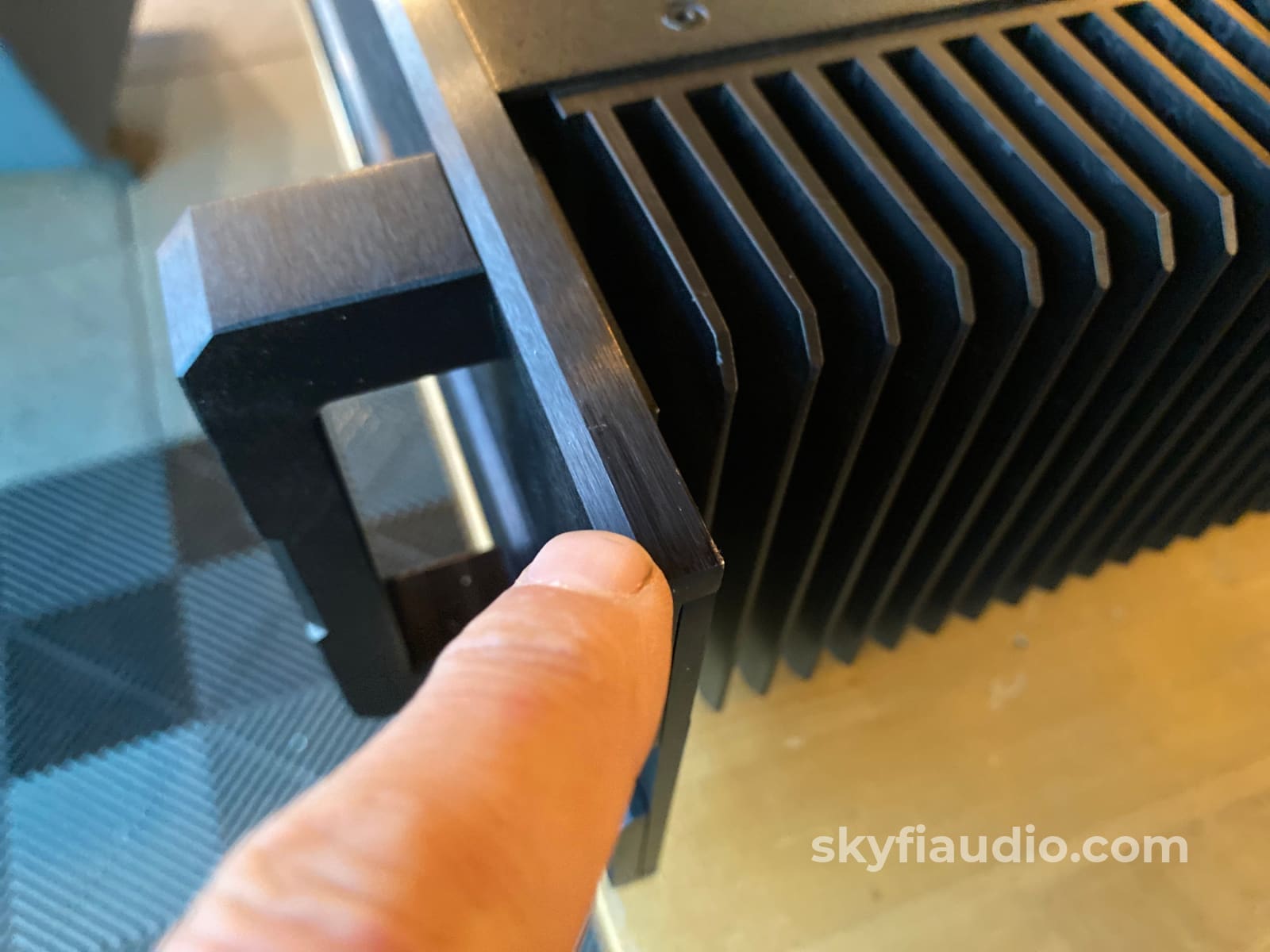 Bryston 4B Sst Amplifier - Big Power