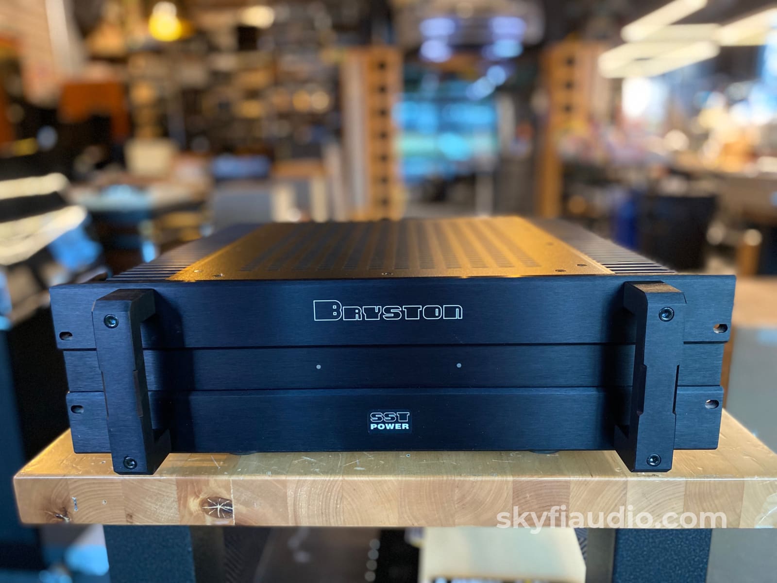 Bryston 4B SST Amplifier - Big Power
