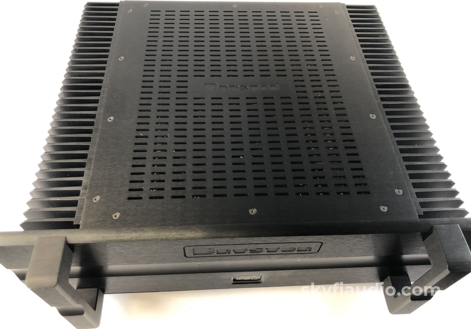 Bryston 4B-Sst2 Amplifier - Barely Used And Complete